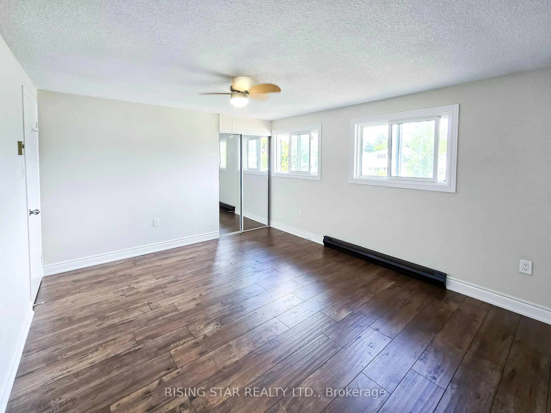Photo 20 of 49 Corbett Drive, Barrie, Grove East — HOMEH