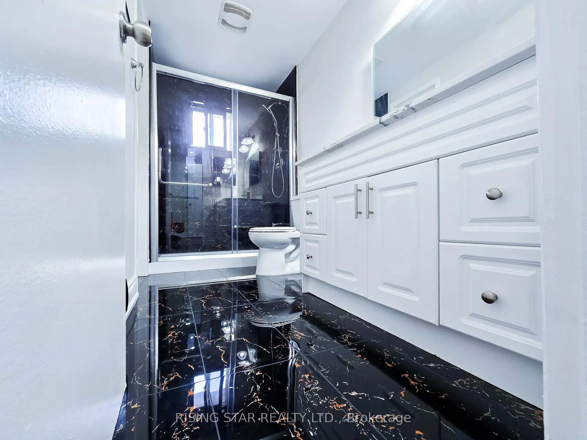 Photo 22 of 49 Corbett Drive, Barrie, Grove East — HOMEH