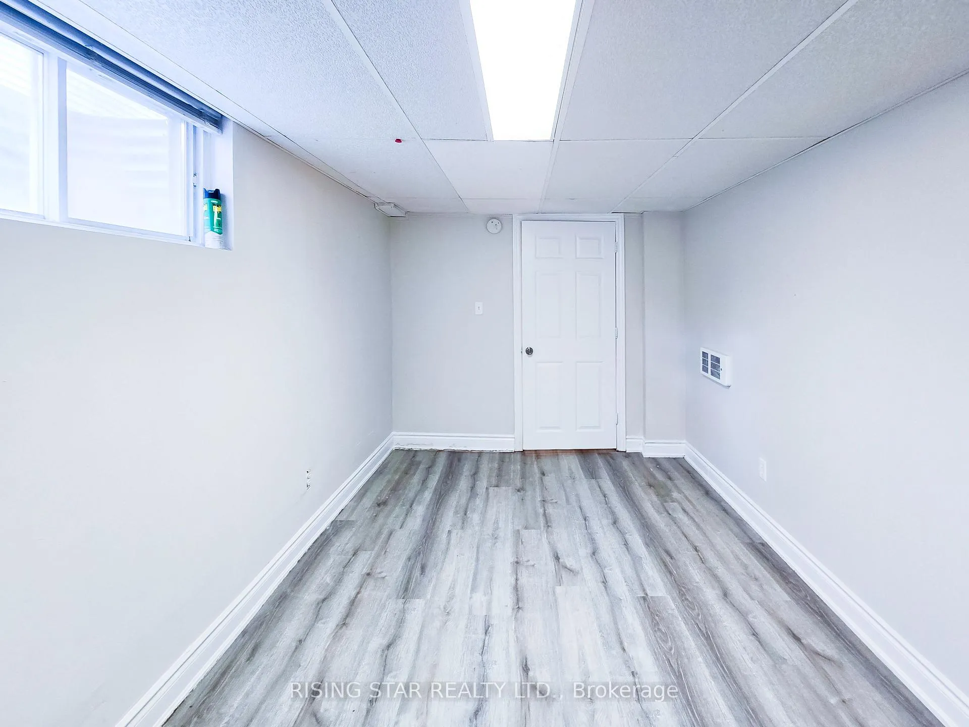 Photo 29 of 49 Corbett Drive, Barrie, Grove East — HOMEH