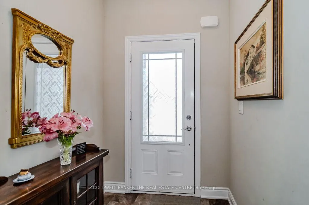 Photo 5 of 156 Lily Drive, Orillia — HOMEH