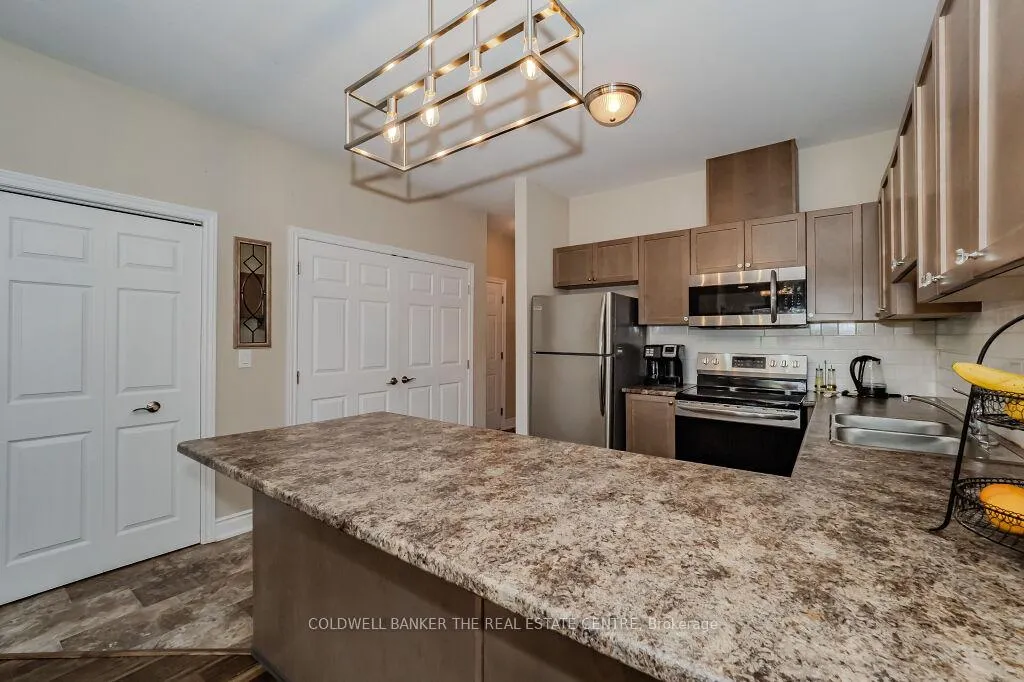 Photo 10 of 156 Lily Drive, Orillia — HOMEH
