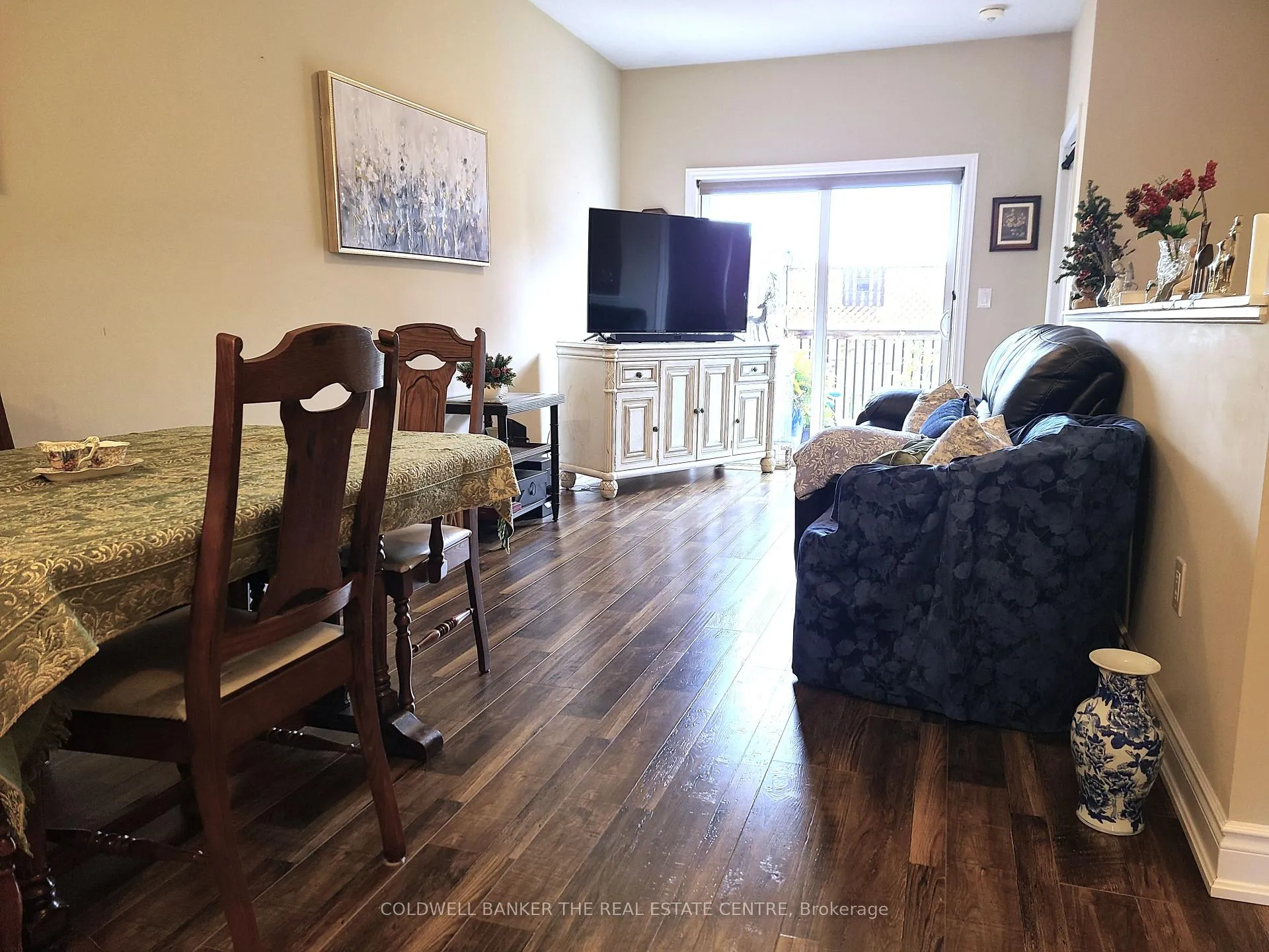 Photo 11 of 156 Lily Drive, Orillia — HOMEH