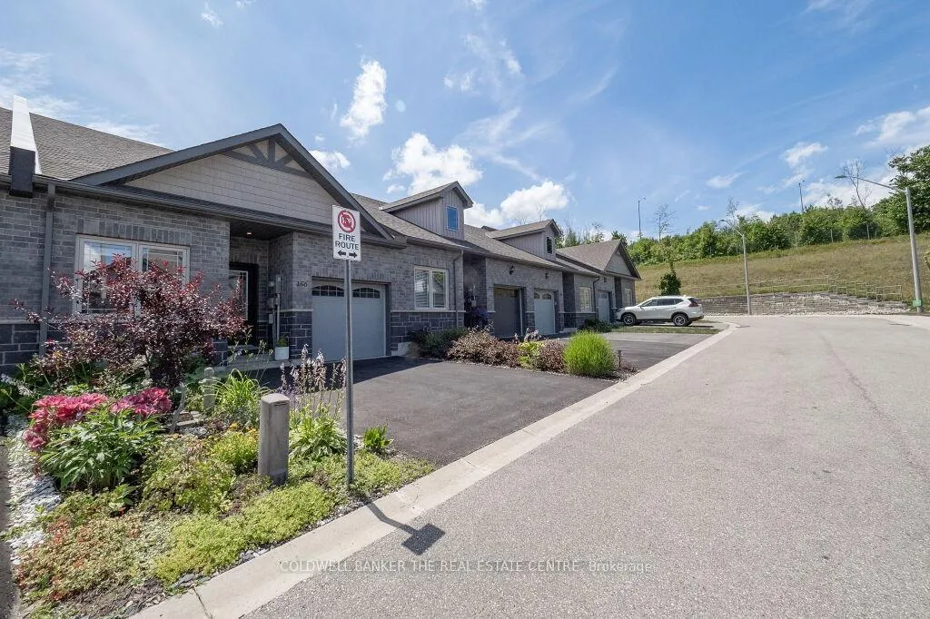 Photo 21 of 156 Lily Drive, Orillia — HOMEH