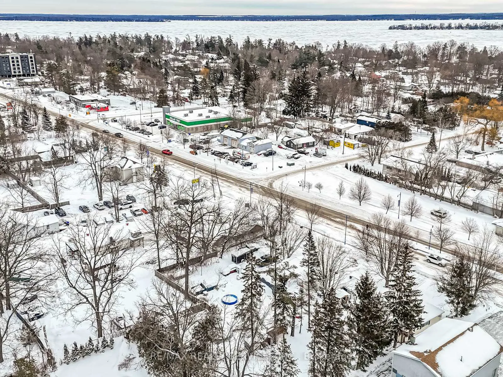 Photo 10 of 908 Innisfil Beach Road, Innisfil, Alcona — HOMEH