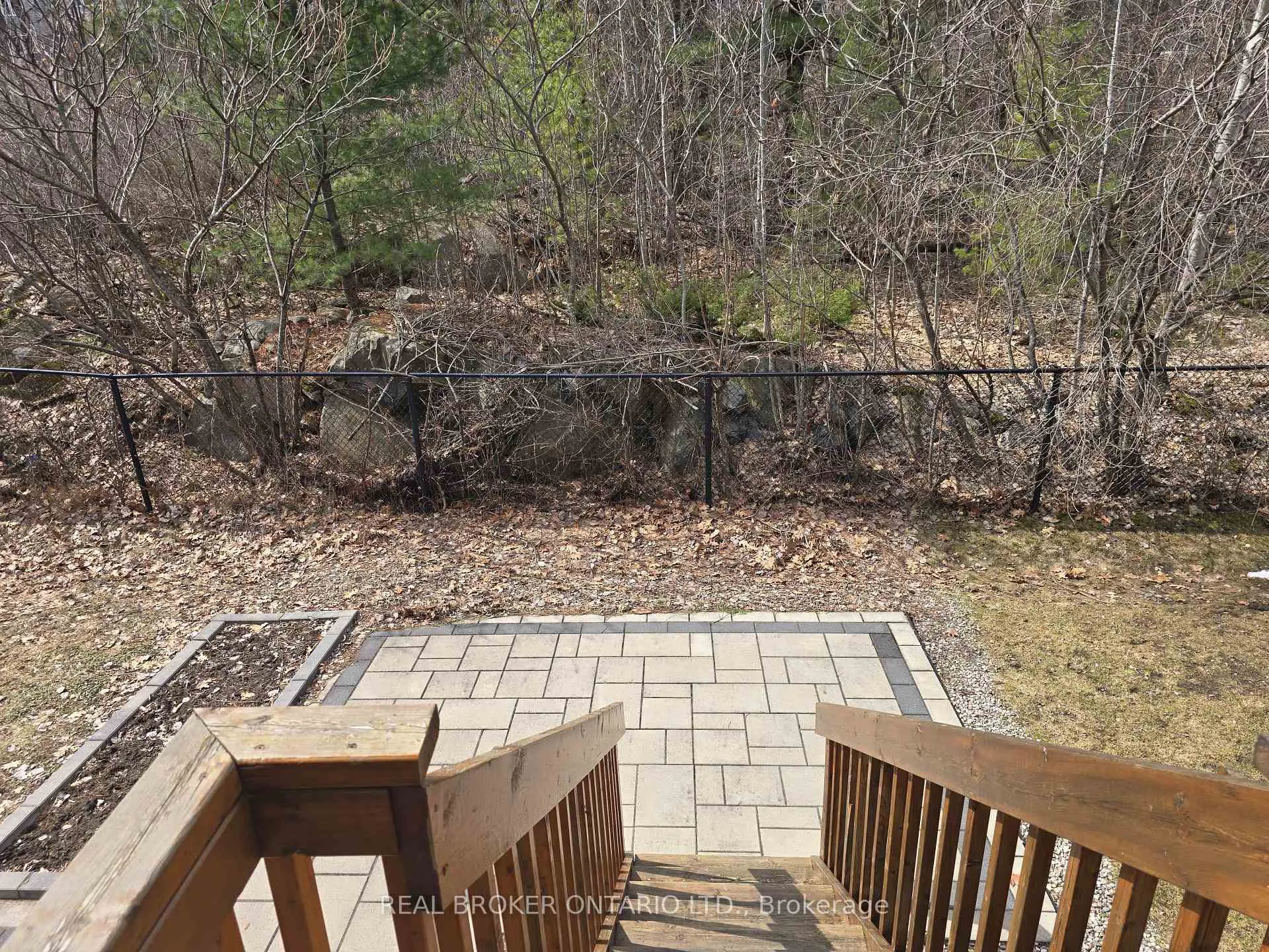 Photo 23 of 888 Fletcher Circle, Ottawa, Kanata - Kanata Lakes/Heritage Hills — HOMEH