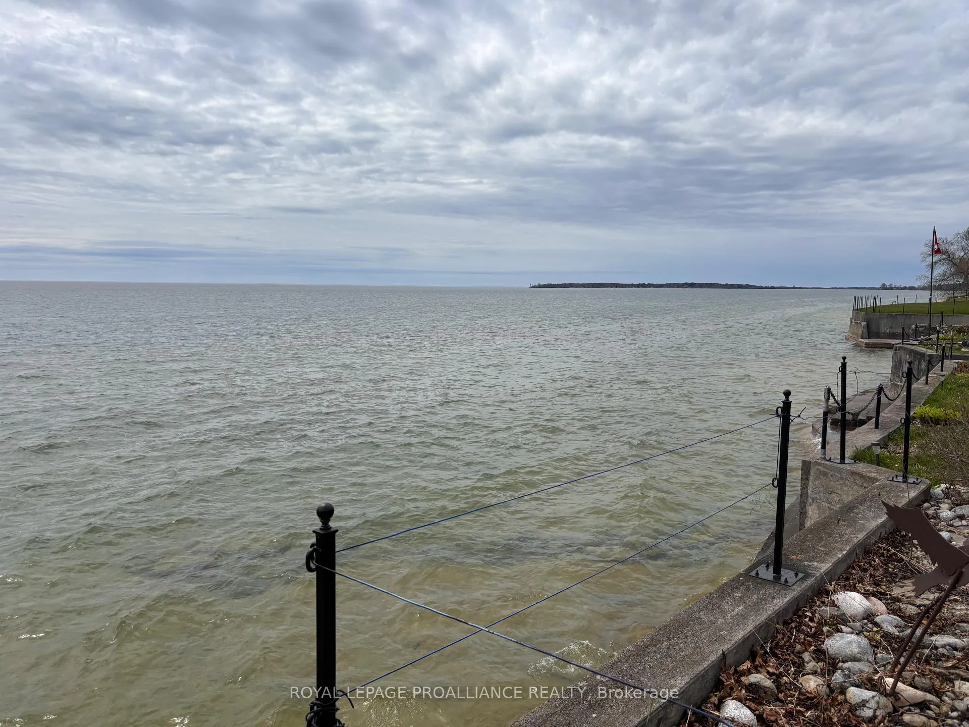 Photo 7 of 621 Barcovan Beach Road, Brighton — HOMEH