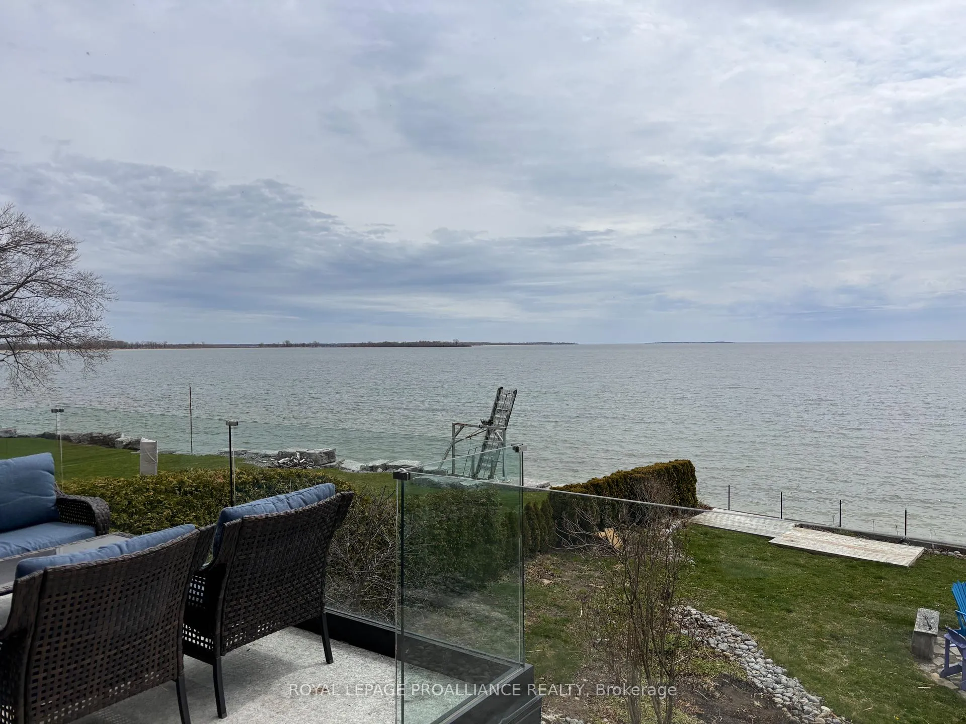 Photo 18 of 621 Barcovan Beach Road, Brighton — HOMEH