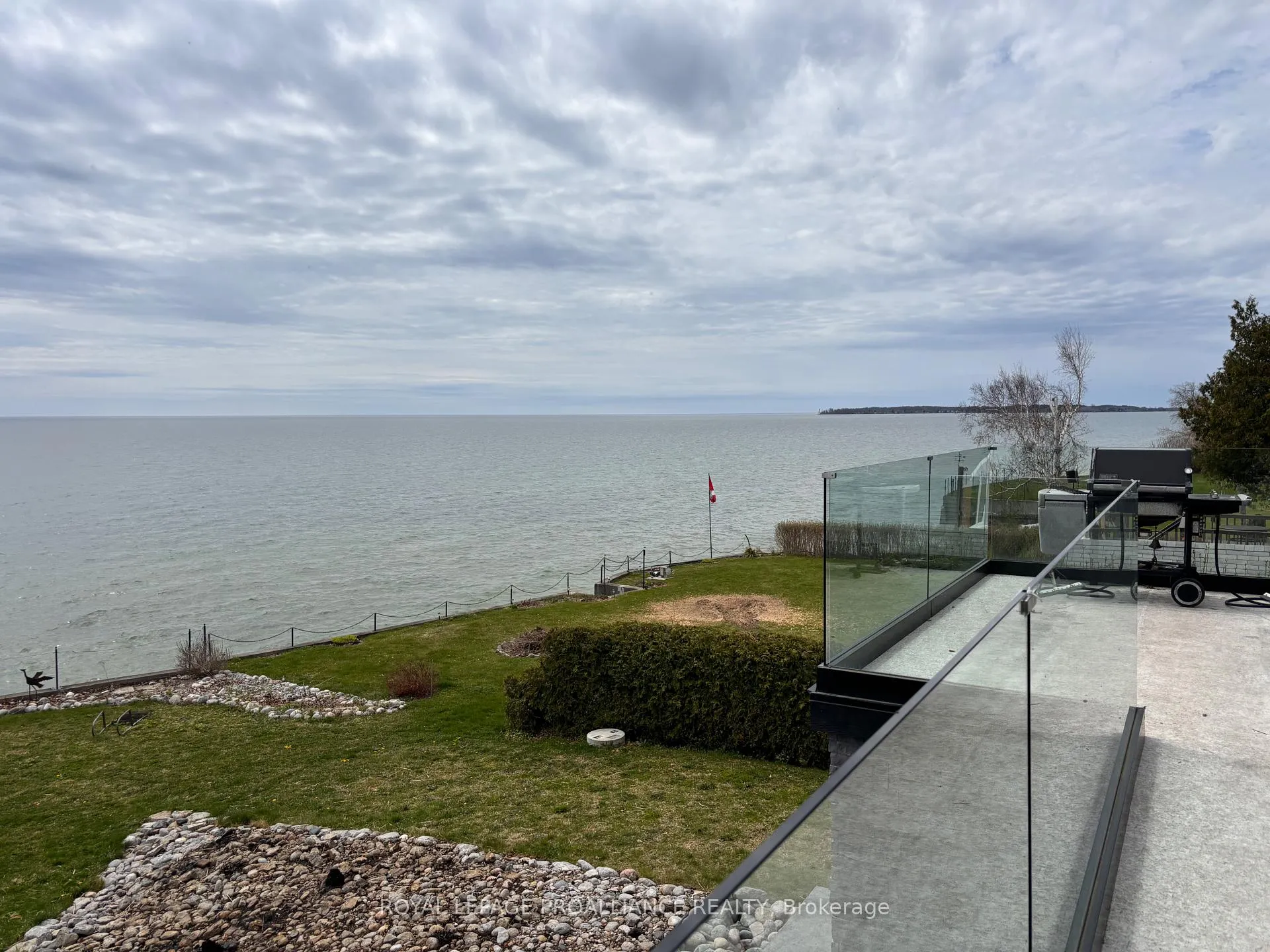 Photo 20 of 621 Barcovan Beach Road, Brighton — HOMEH