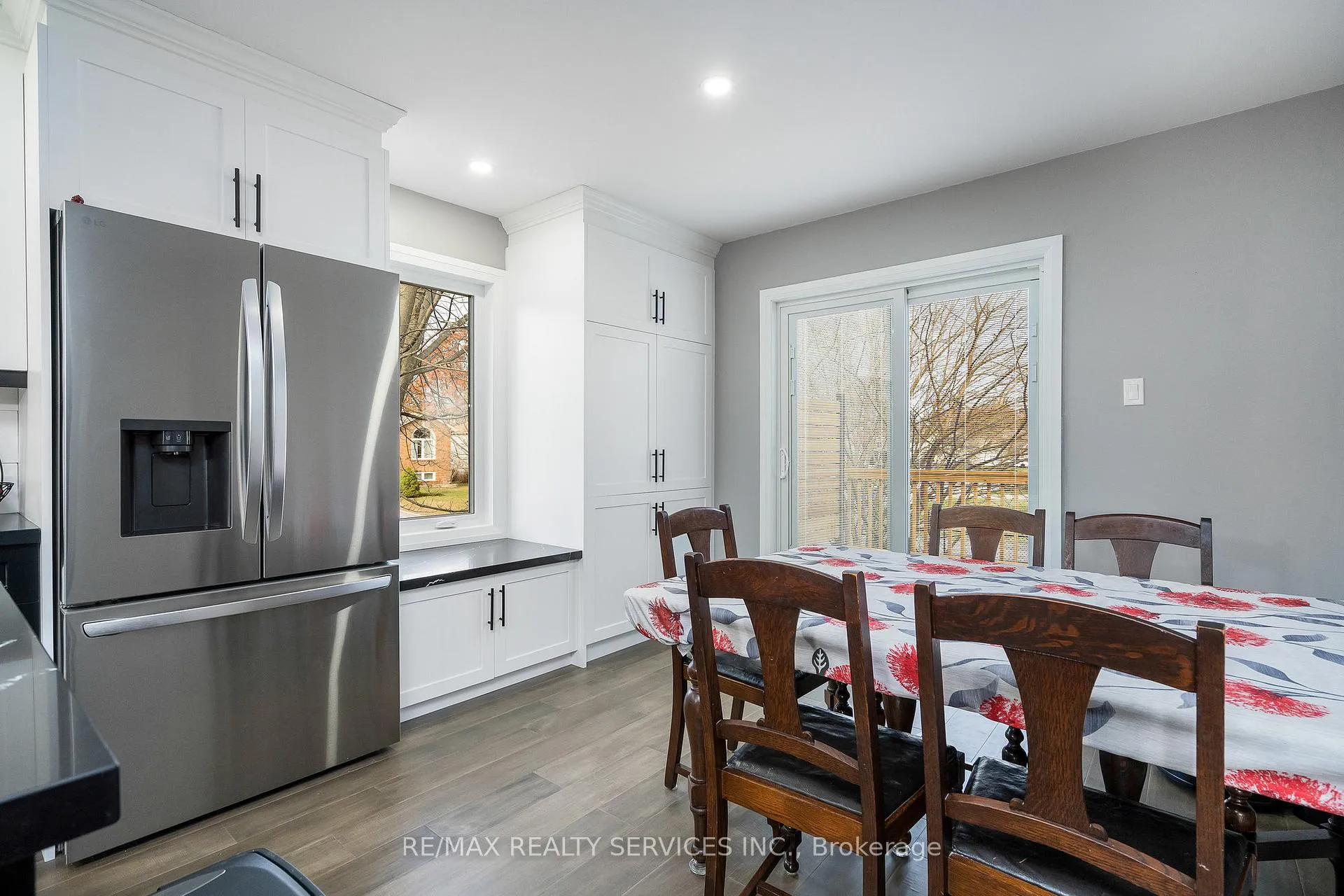 Photo 9 of 1 Acorn Crescent, Wasaga Beach — HOMEH