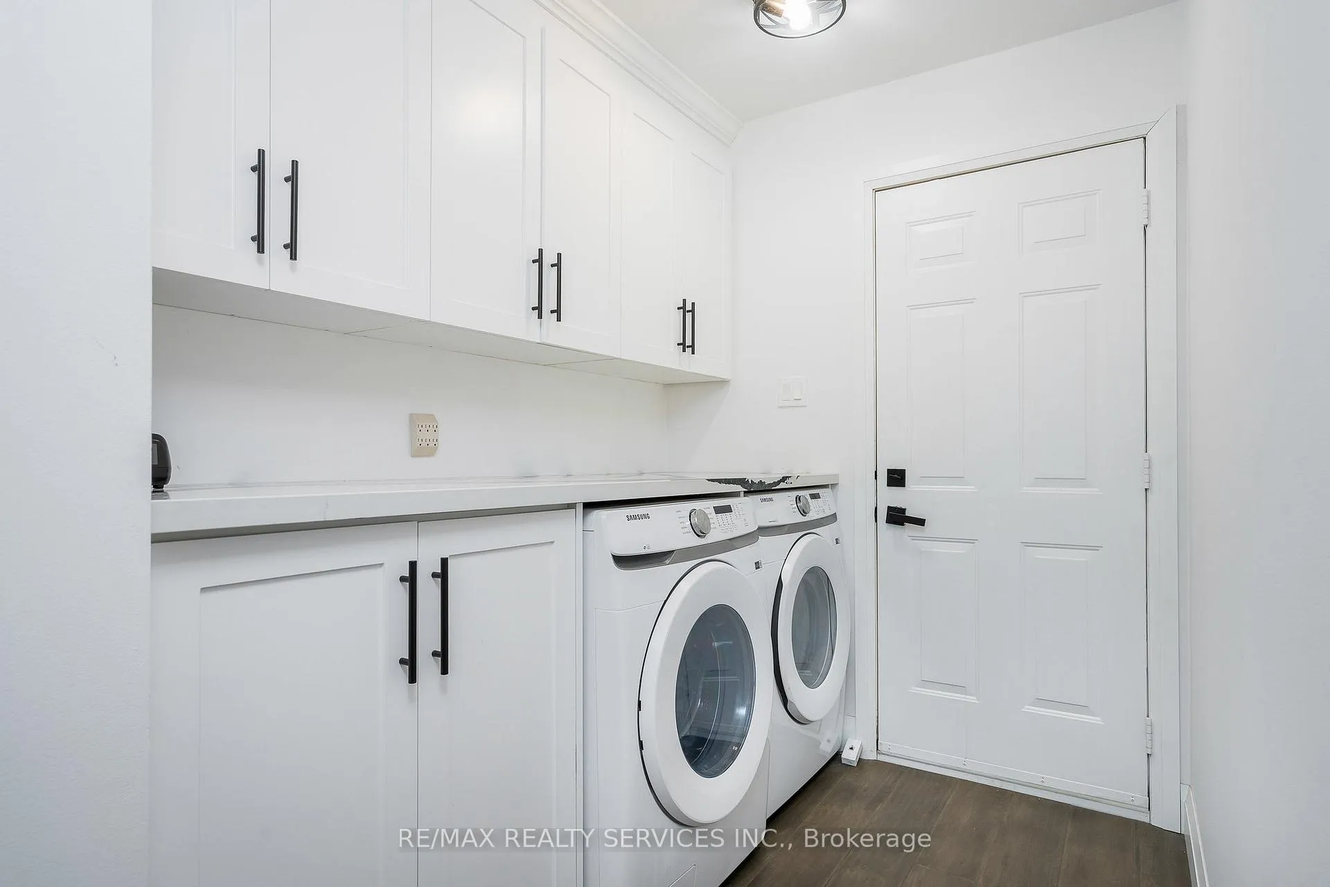 Photo 13 of 1 Acorn Crescent, Wasaga Beach — HOMEH