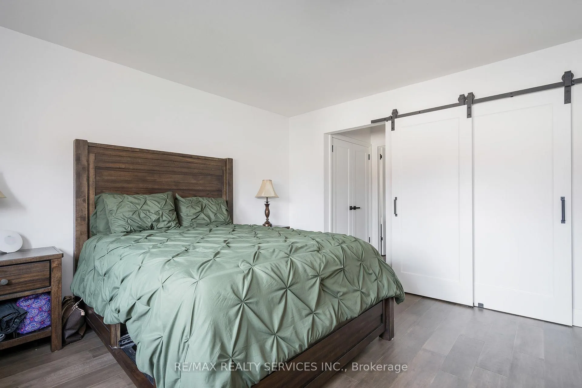 Photo 15 of 1 Acorn Crescent, Wasaga Beach — HOMEH
