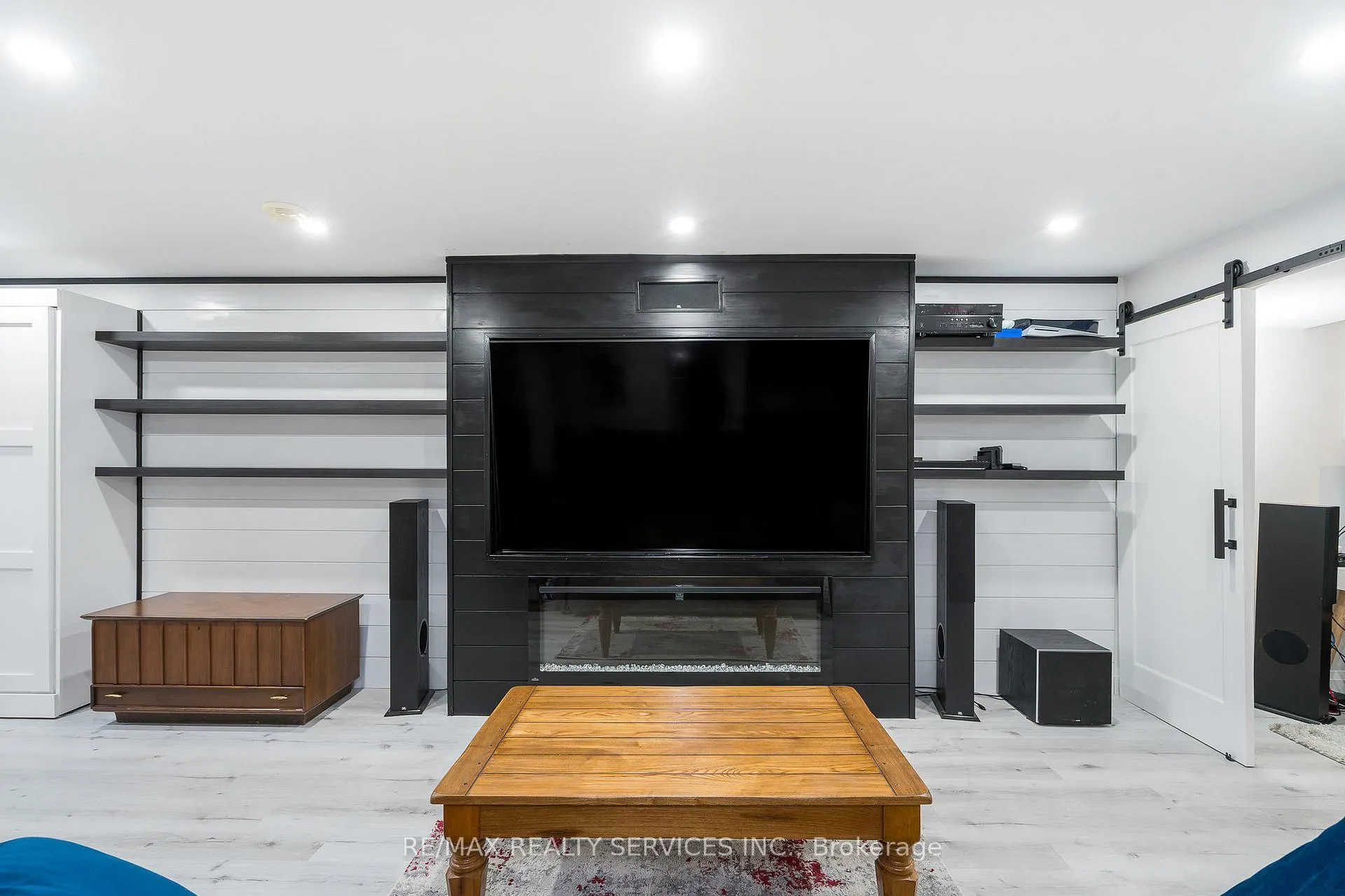 Photo 29 of 1 Acorn Crescent, Wasaga Beach — HOMEH