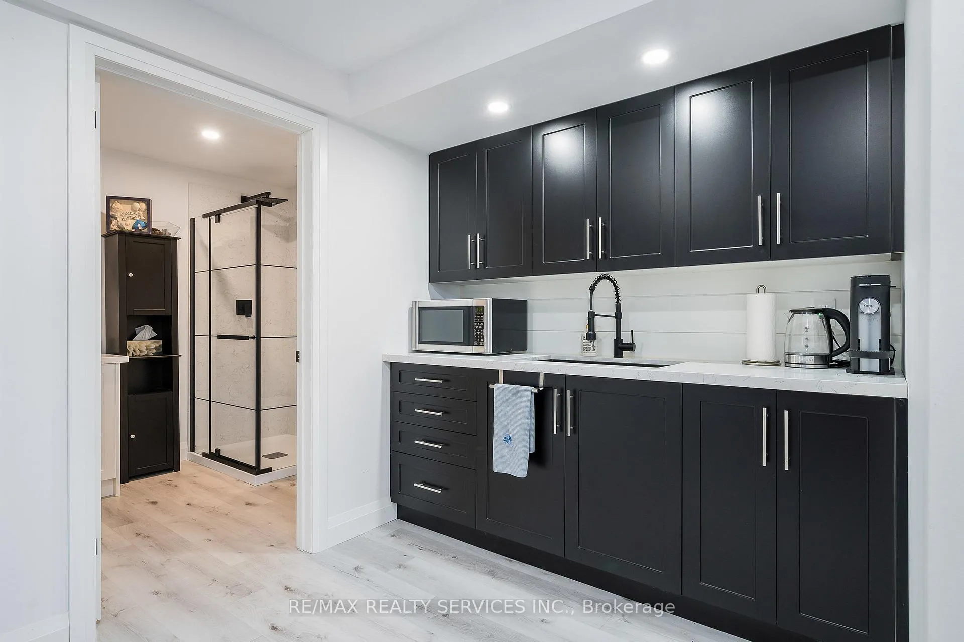 Photo 30 of 1 Acorn Crescent, Wasaga Beach — HOMEH