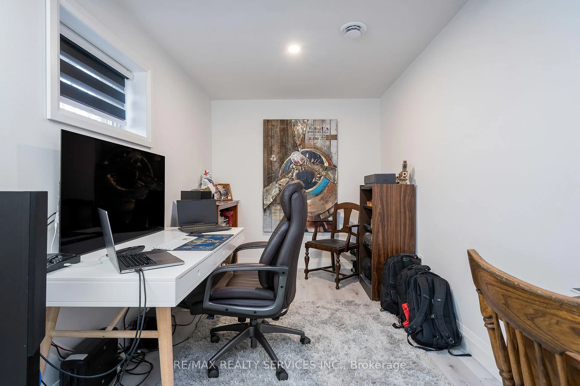 Photo 33 of 1 Acorn Crescent, Wasaga Beach — HOMEH