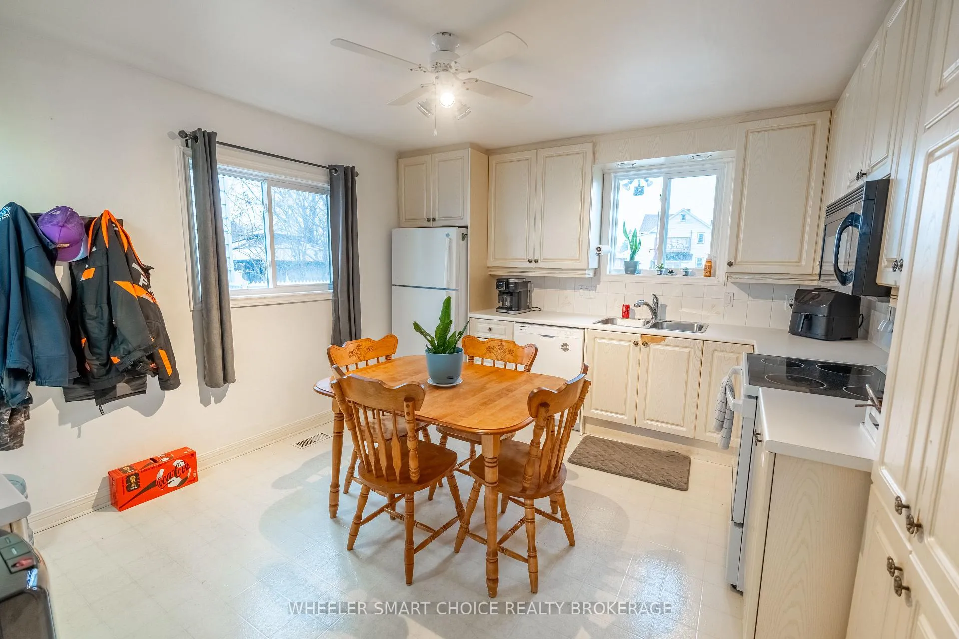 Photo 6 of 1242 Churchill Street, Cornwall — HOMEH