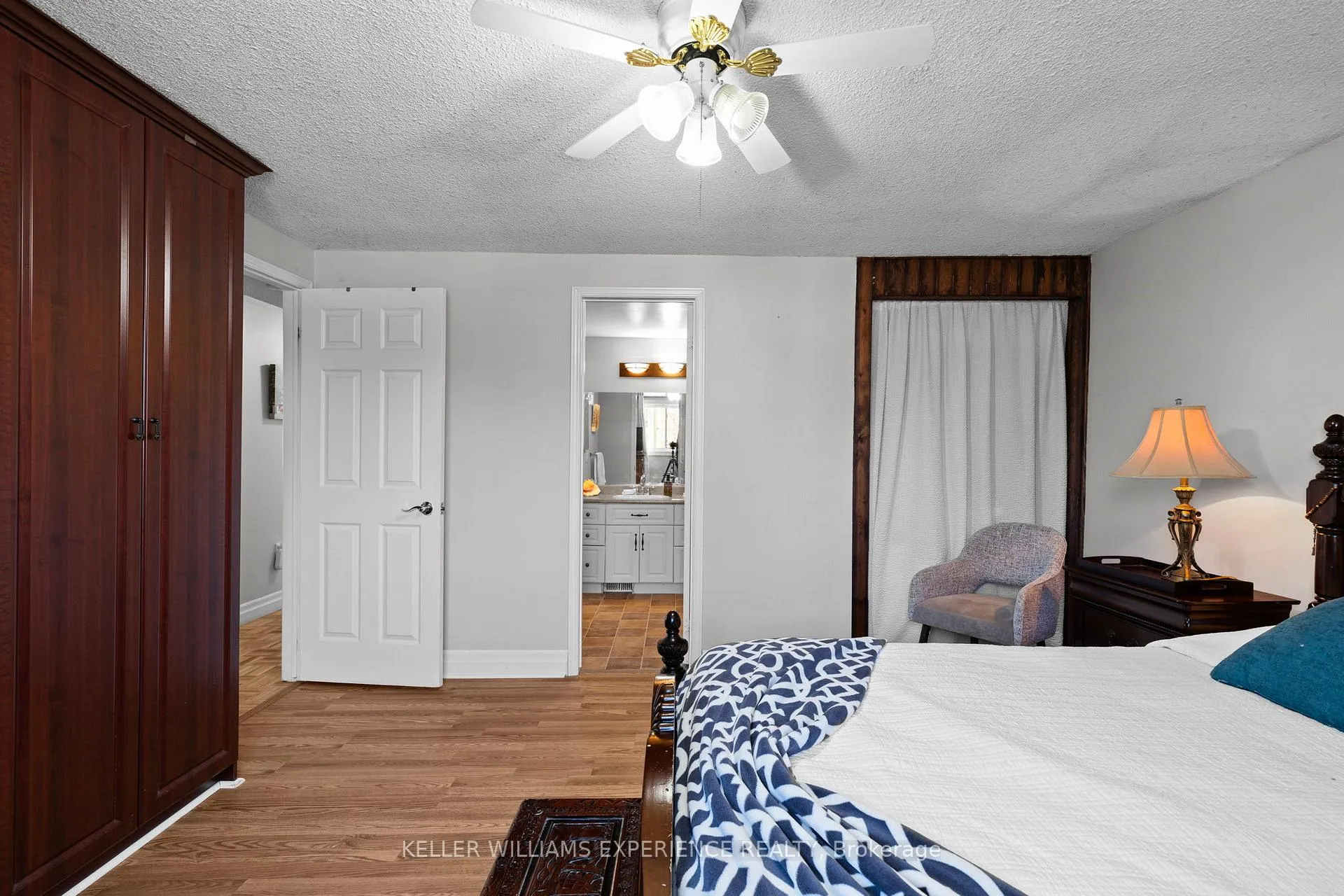 Photo 14 of 5 Laurie Crescent, Barrie, Wellington — HOMEH