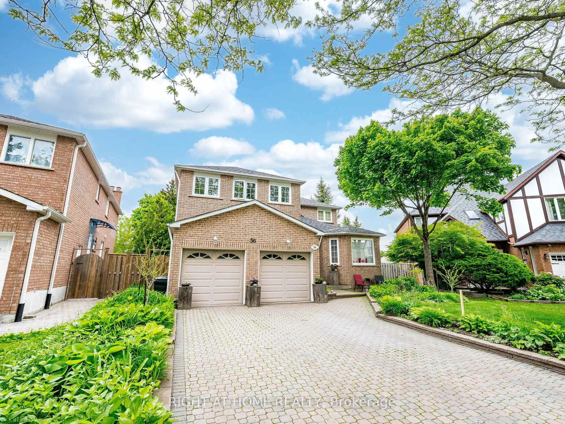 Photo 2 of 56 Soho Crescent, Markham, Markville — HOMEH