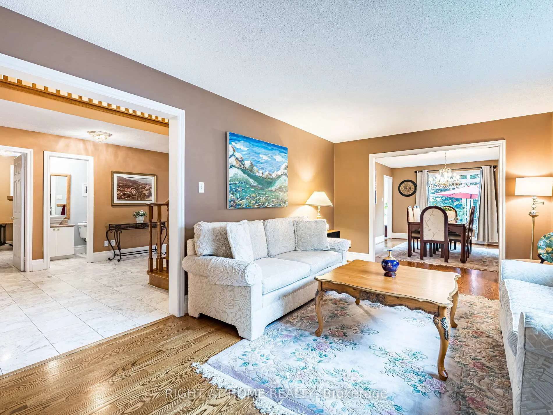 Photo 9 of 56 Soho Crescent, Markham, Markville — HOMEH