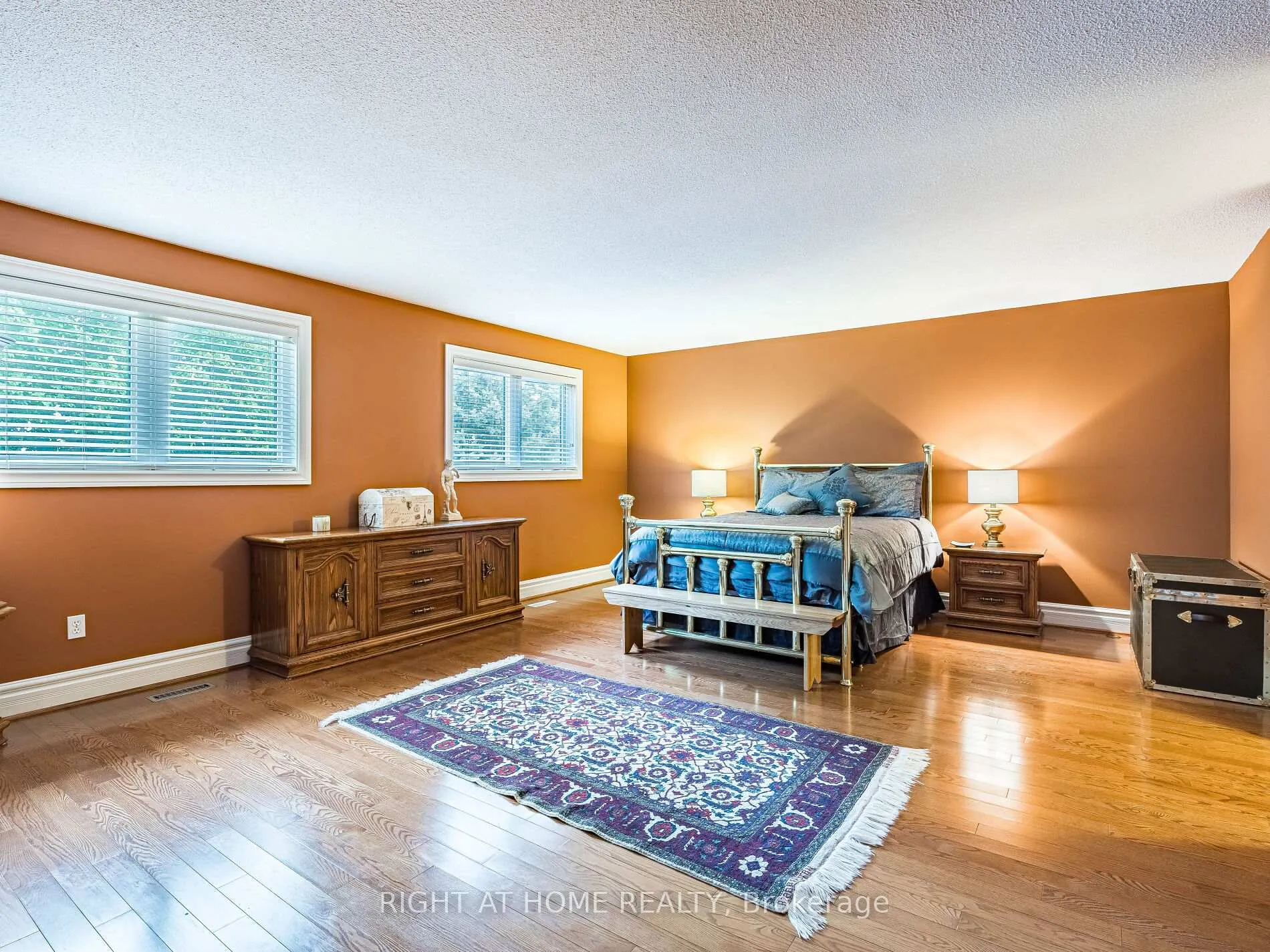 Photo 28 of 56 Soho Crescent, Markham, Markville — HOMEH