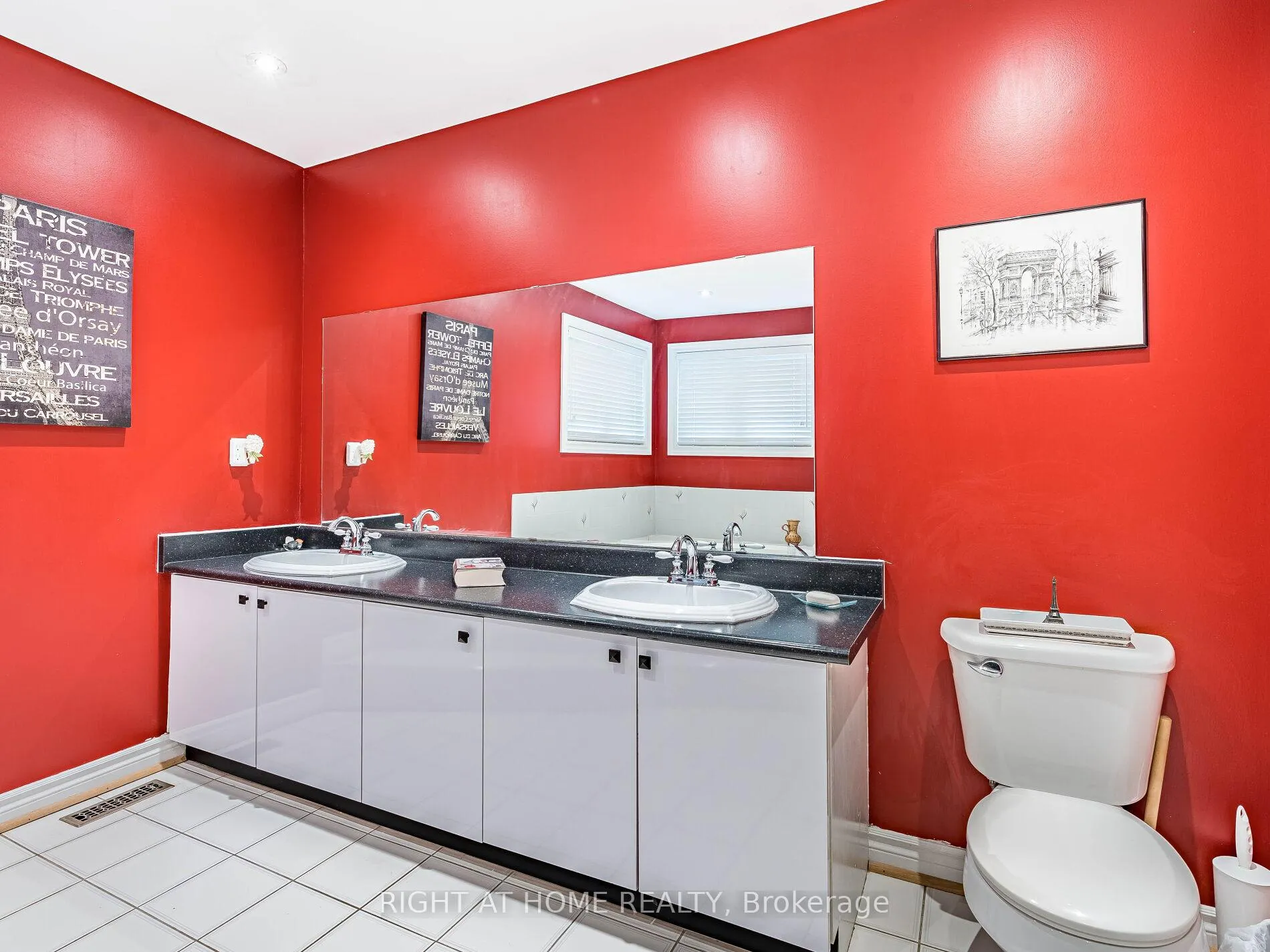 Photo 30 of 56 Soho Crescent, Markham, Markville — HOMEH