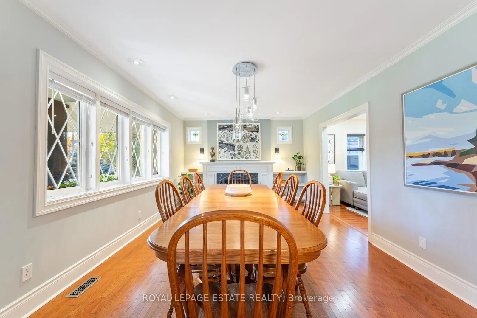 Photo 10 of 6 Bracken Avenue, Toronto, The Beaches — HOMEH