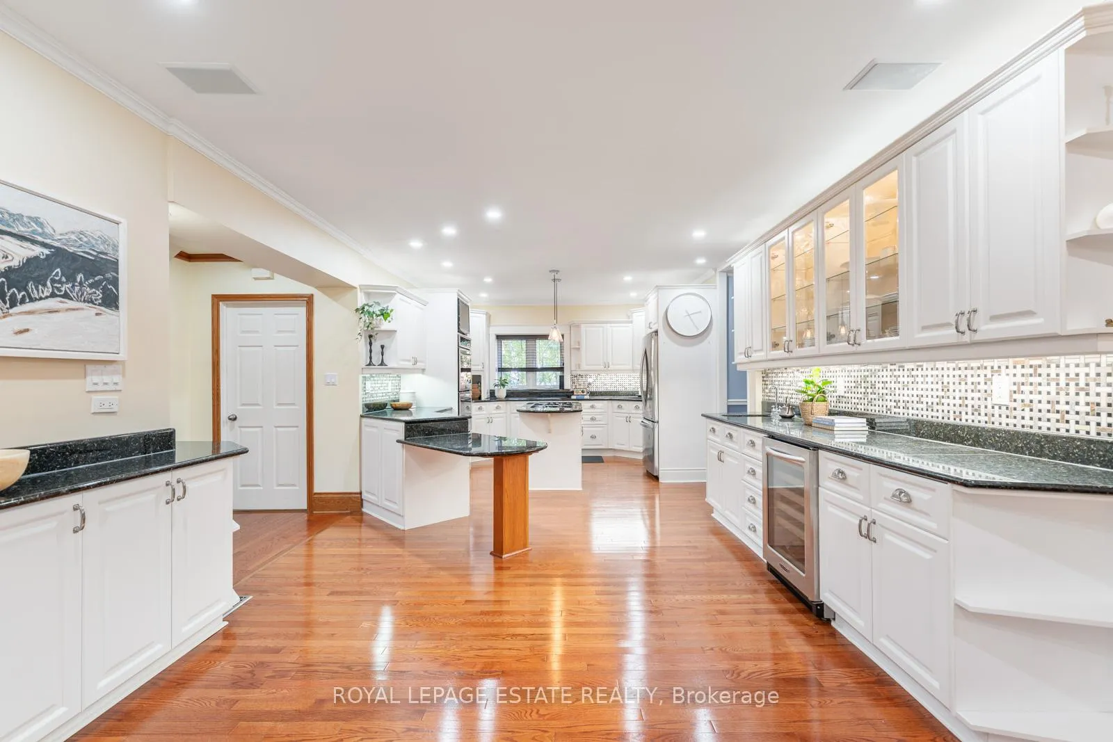 Photo 15 of 6 Bracken Avenue, Toronto, The Beaches — HOMEH