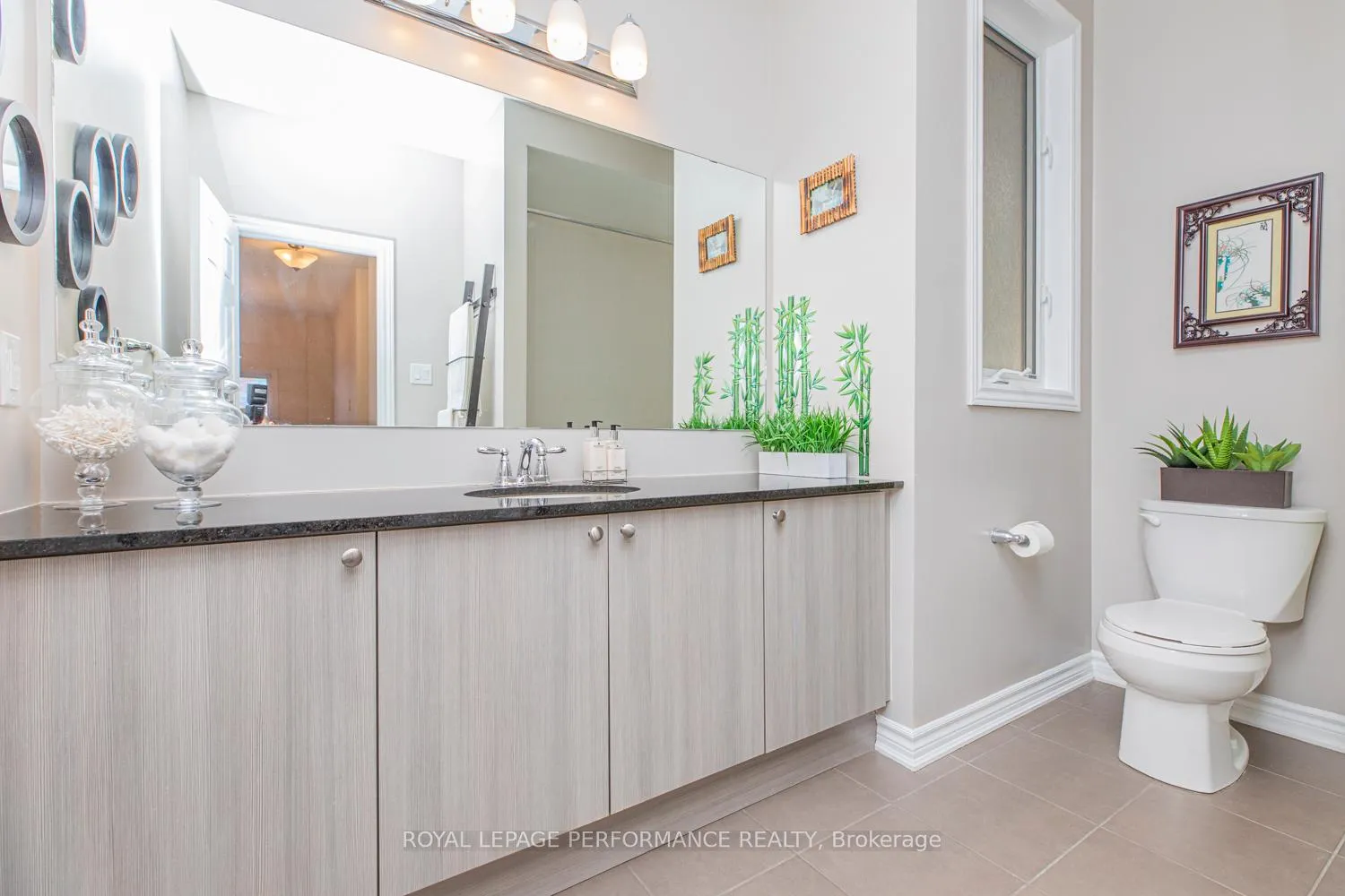 Photo 26 of 30 Summitview Drive, Ottawa, Kanata - Emerald Meadows/Trailwest — HOMEH