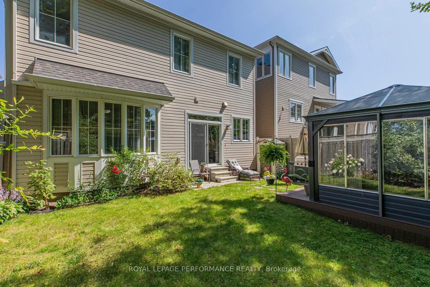 Photo 31 of 30 Summitview Drive, Ottawa, Kanata - Emerald Meadows/Trailwest — HOMEH