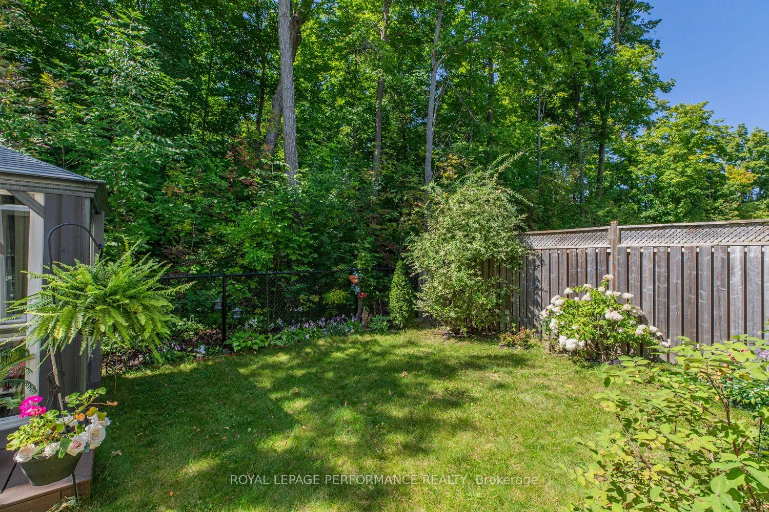 Photo 33 of 30 Summitview Drive, Ottawa, Kanata - Emerald Meadows/Trailwest — HOMEH