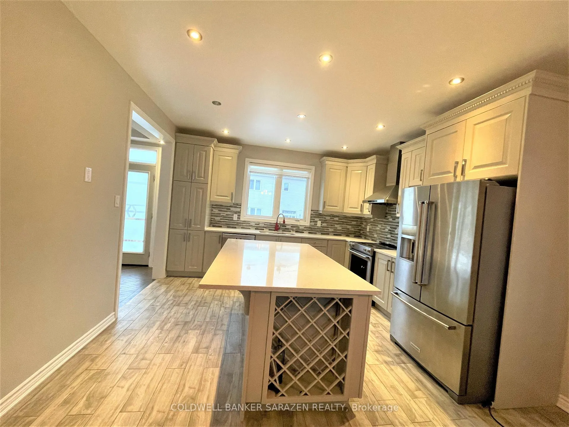 Photo 10 of 161 Damselfly Way, Ottawa, Barrhaven - Half Moon Bay — HOMEH