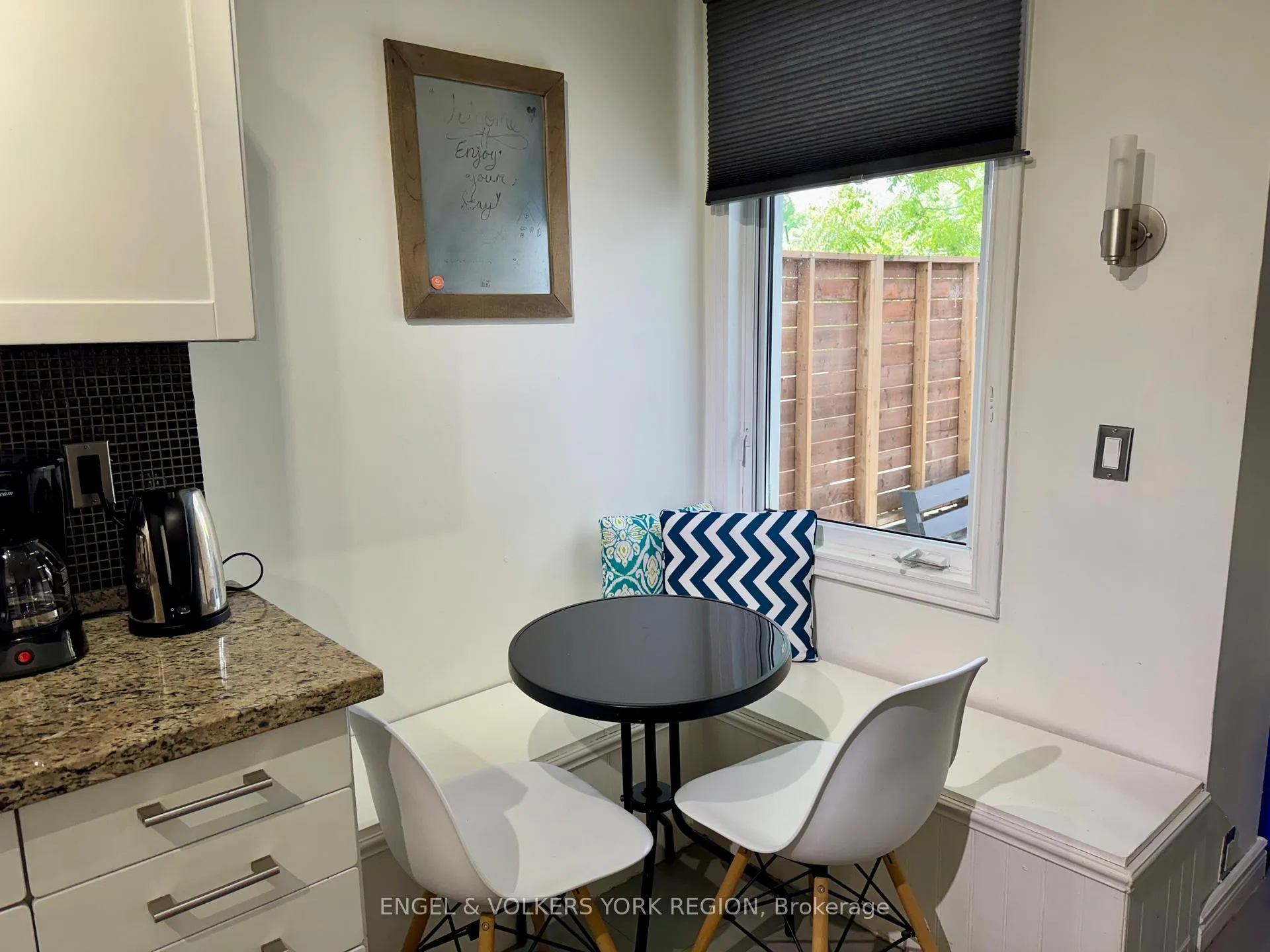 Photo 12 of Unit Main & 2nd, 44 Rhodes Avenue E, Toronto, Greenwood-Coxwell — HOMEH
