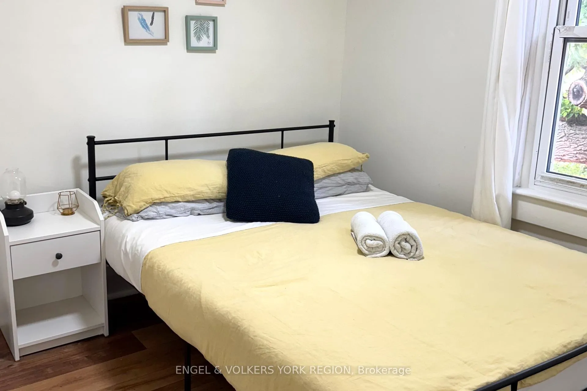 Photo 13 of Unit Main & 2nd, 44 Rhodes Avenue E, Toronto, Greenwood-Coxwell — HOMEH