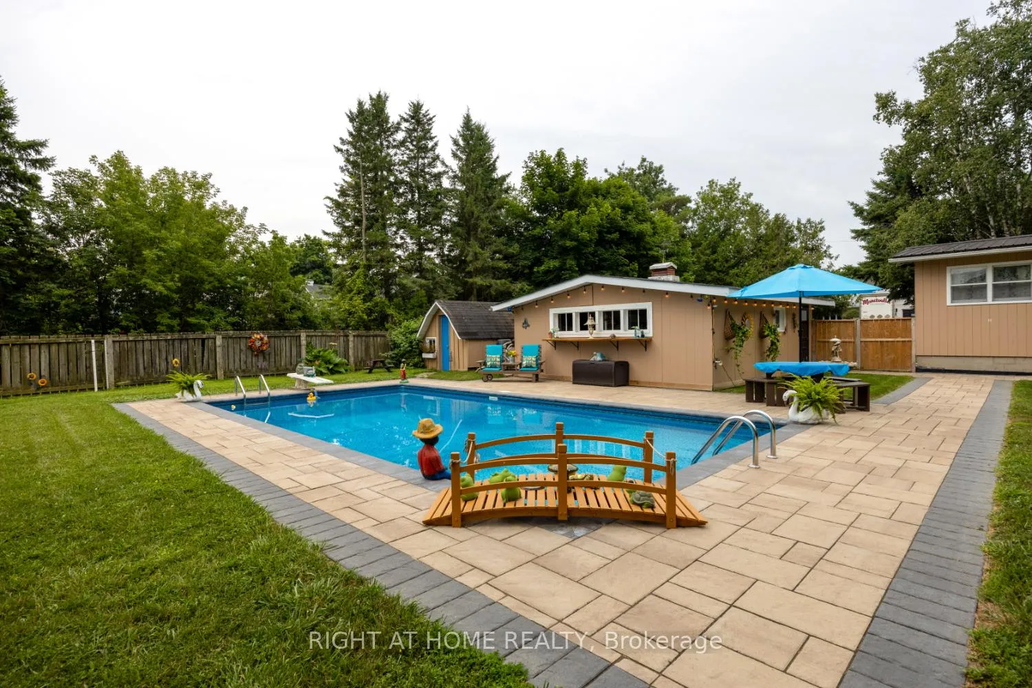 Photo 4 of 141 Platten Boulevard, Scugog, Rural Scugog — HOMEH