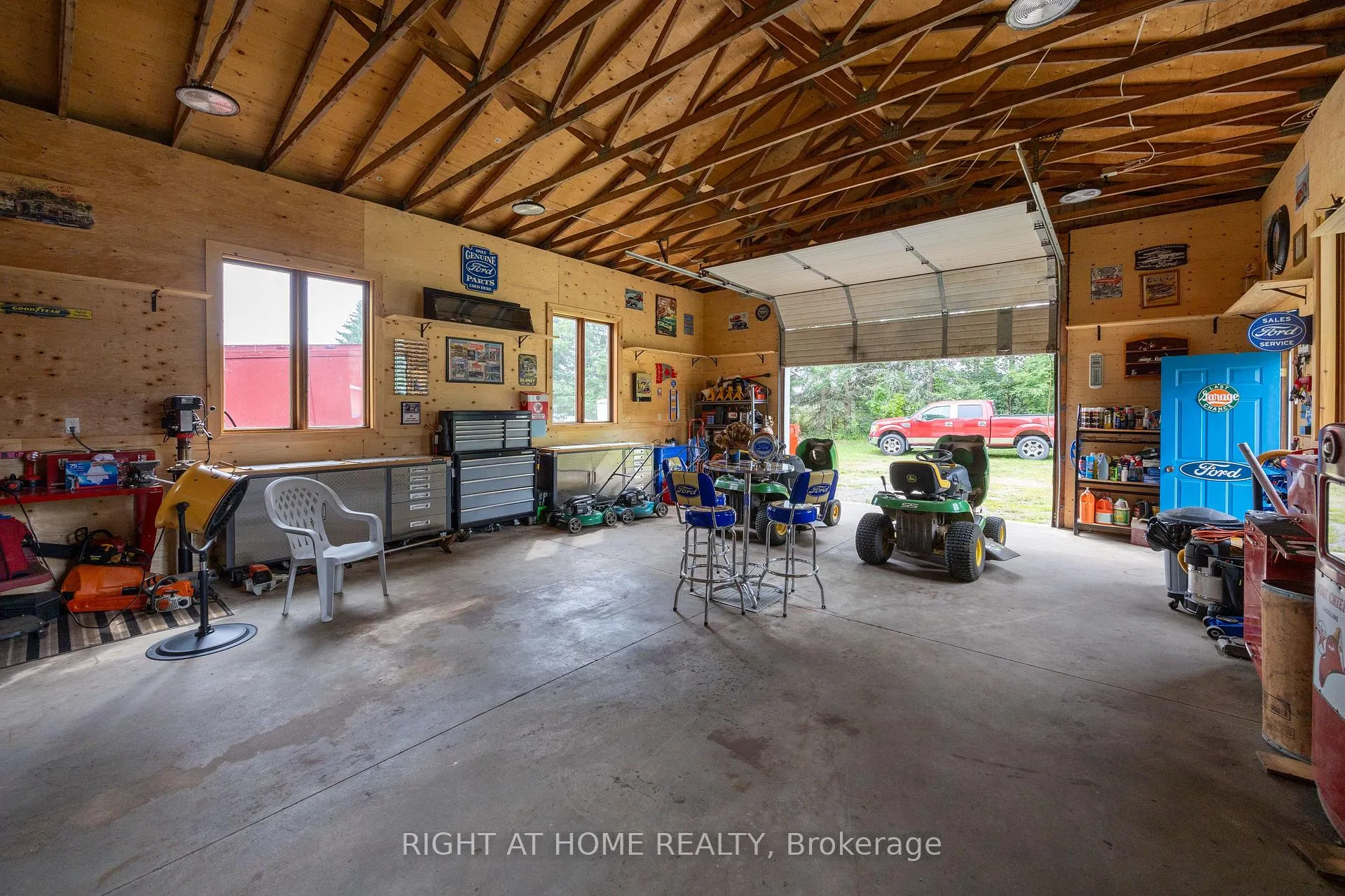 Photo 32 of 141 Platten Boulevard, Scugog, Rural Scugog — HOMEH