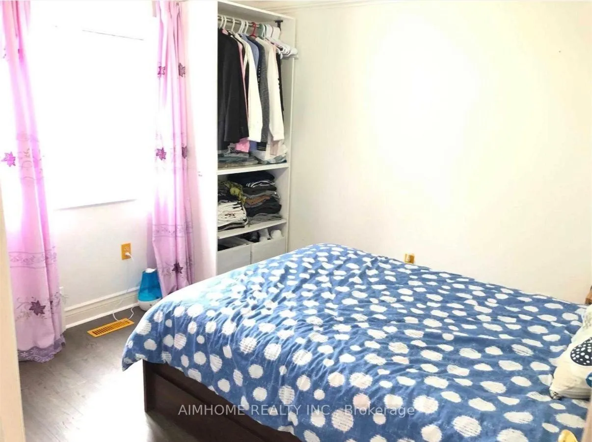 Photo 8 of 27 Miley Drive S, Markham, Markville — HOMEH