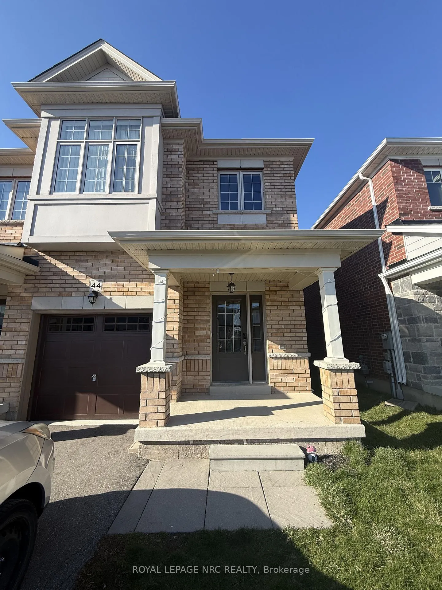 Photo 1 of 44 Harmony Way, Thorold, Rolling Meadows — HOMEH