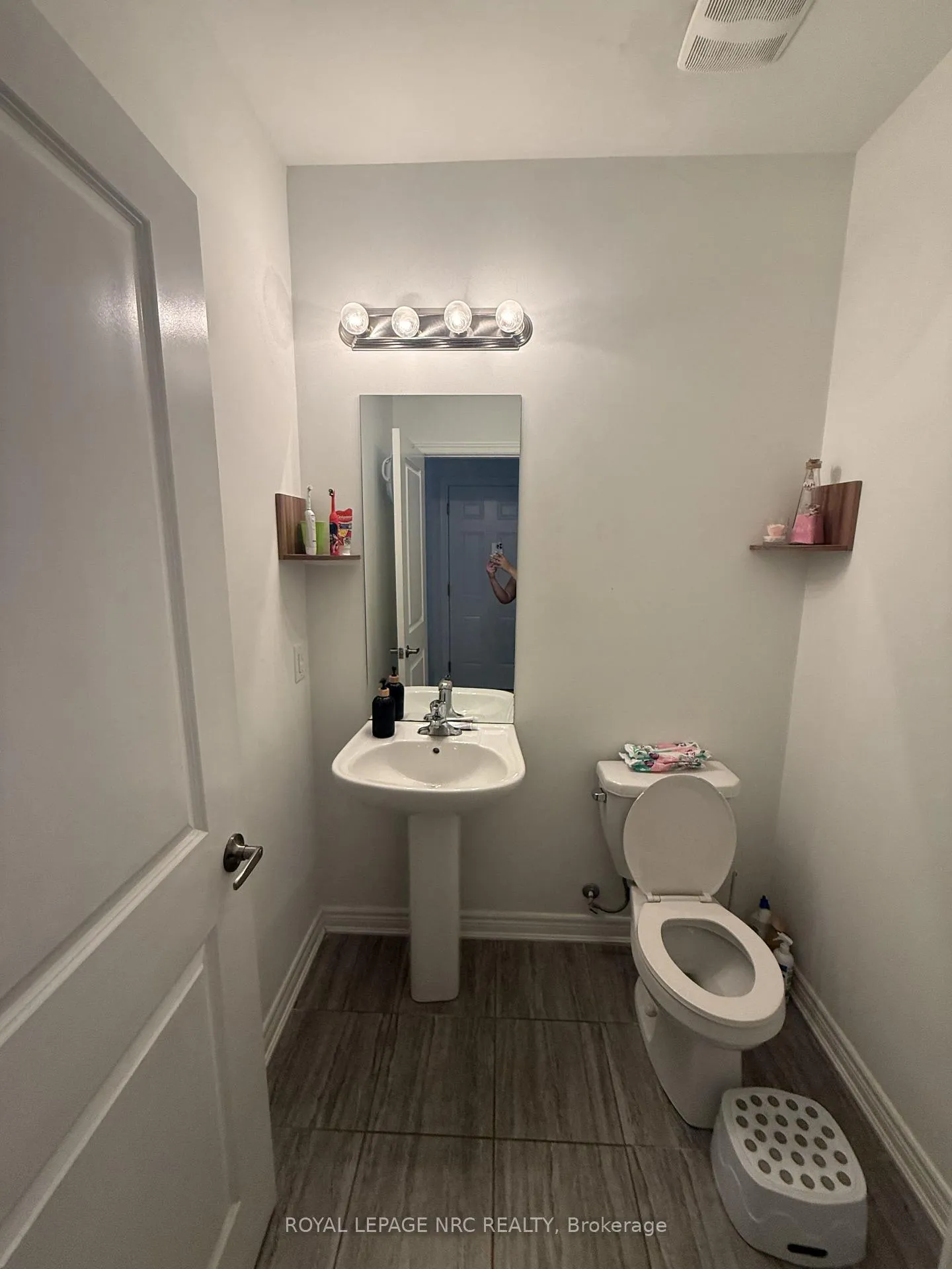 Photo 6 of 44 Harmony Way, Thorold, Rolling Meadows — HOMEH