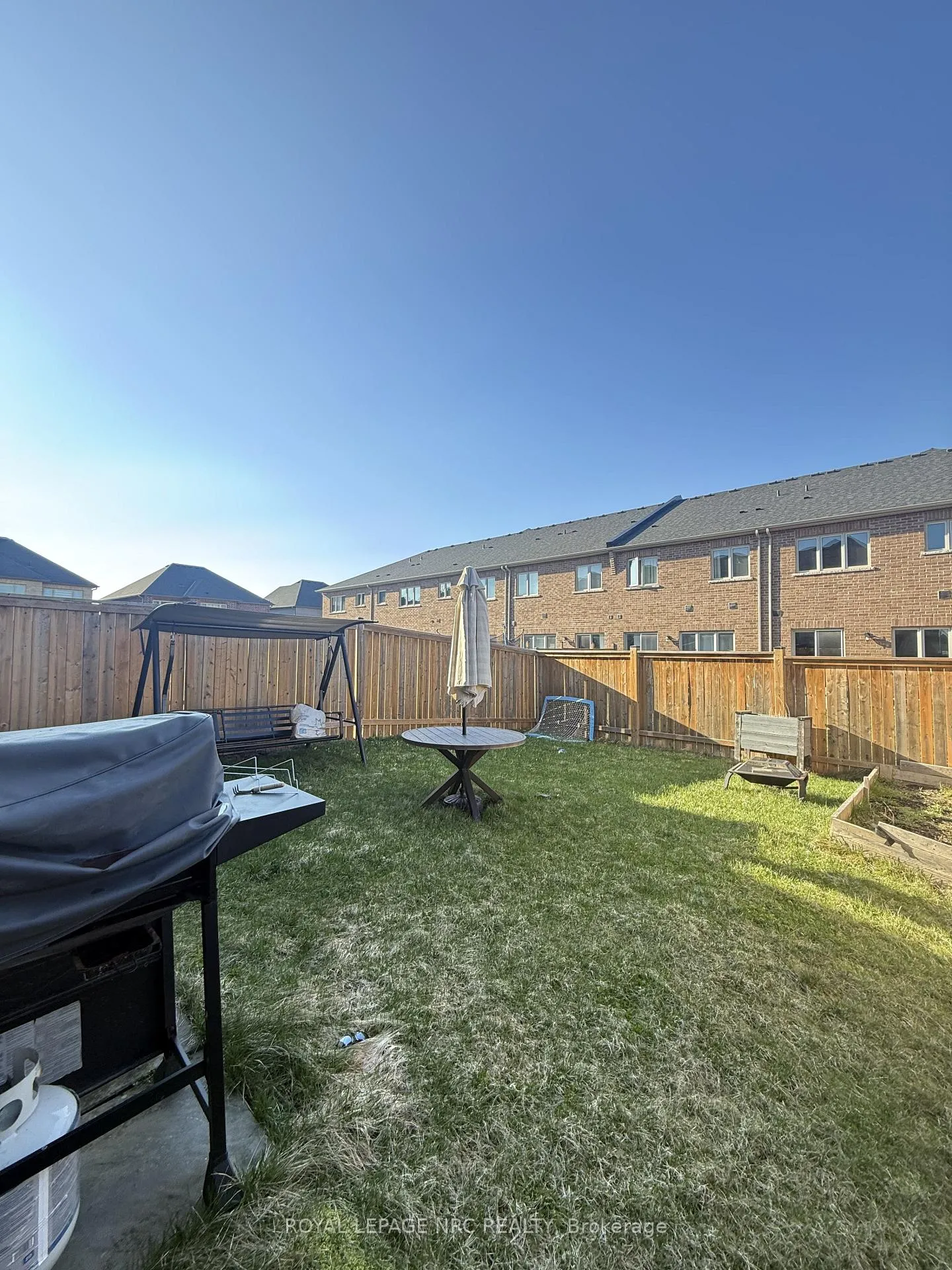 Photo 17 of 44 Harmony Way, Thorold, Rolling Meadows — HOMEH