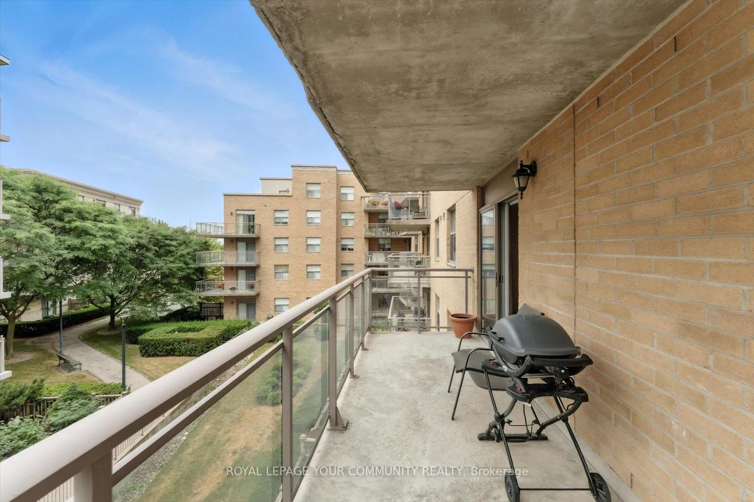 Photo 22 of Unit 307, 2502 Rutherford Road, Vaughan, Maple — HOMEH