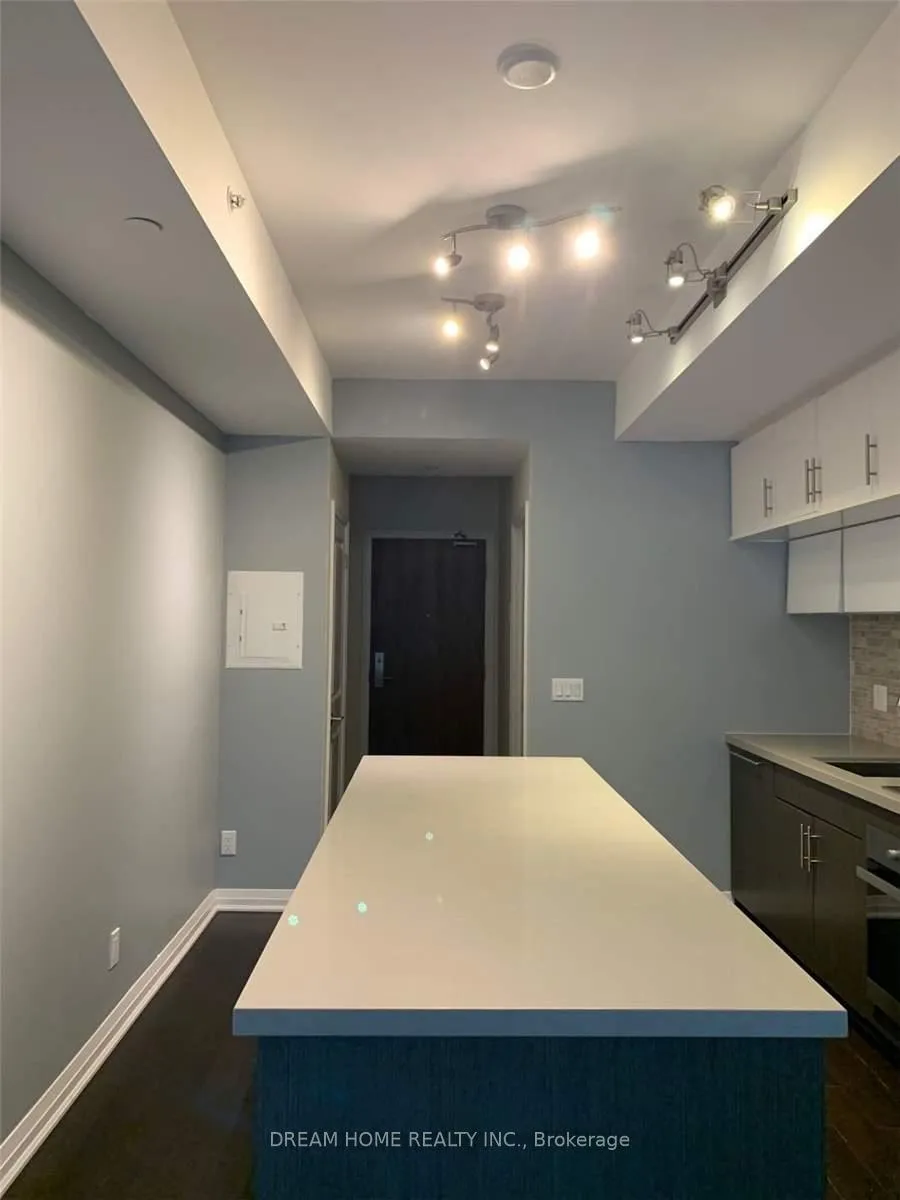 Photo 8 of Unit #322, 8 Mercer Street, Toronto, Waterfront Communities — HOMEH