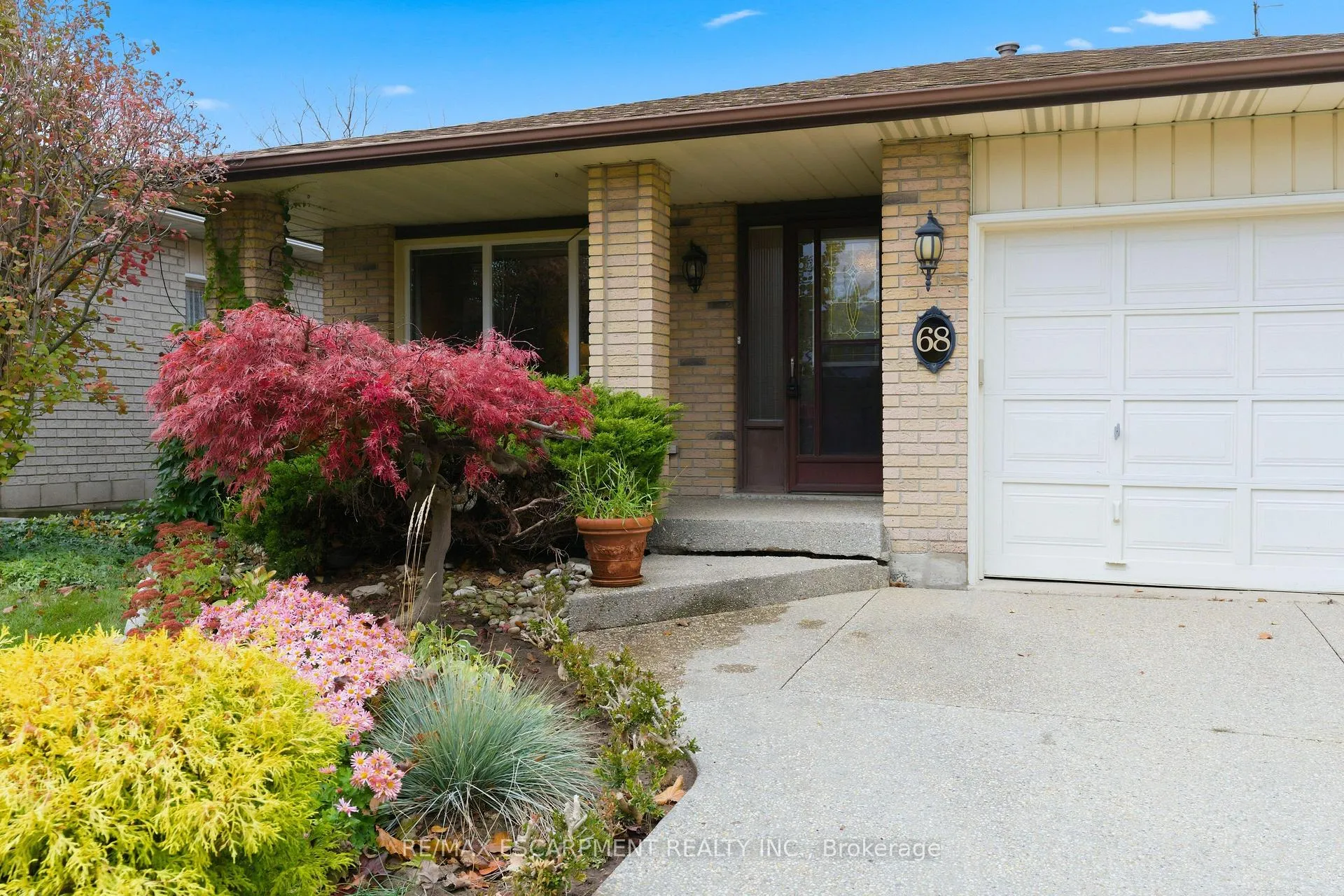 Photo 4 of 68 Firenze Street, Hamilton, Gurnett — HOMEH