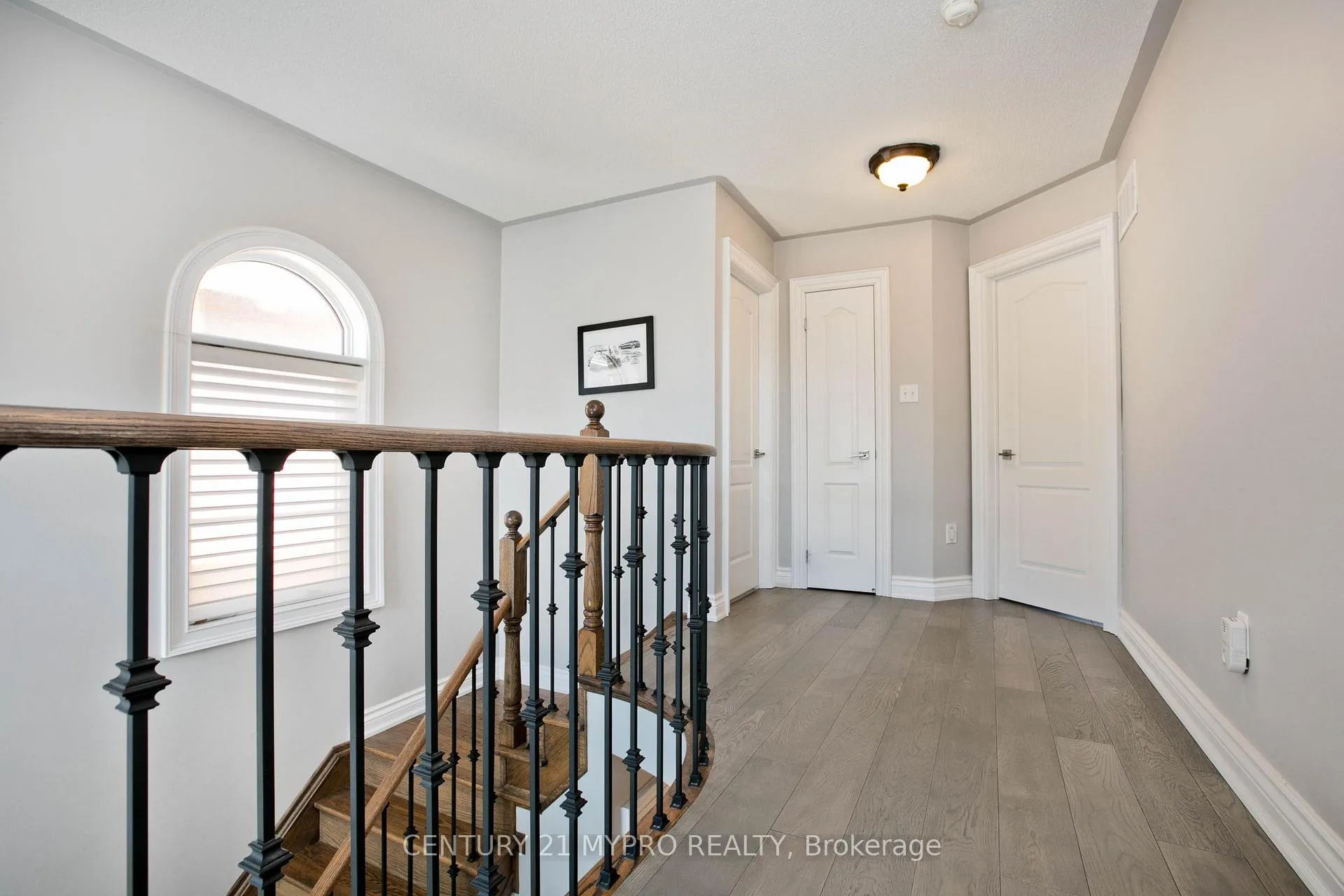 Photo 16 of 18 River Ridge Boulevard, Aurora, Bayview Northeast — HOMEH