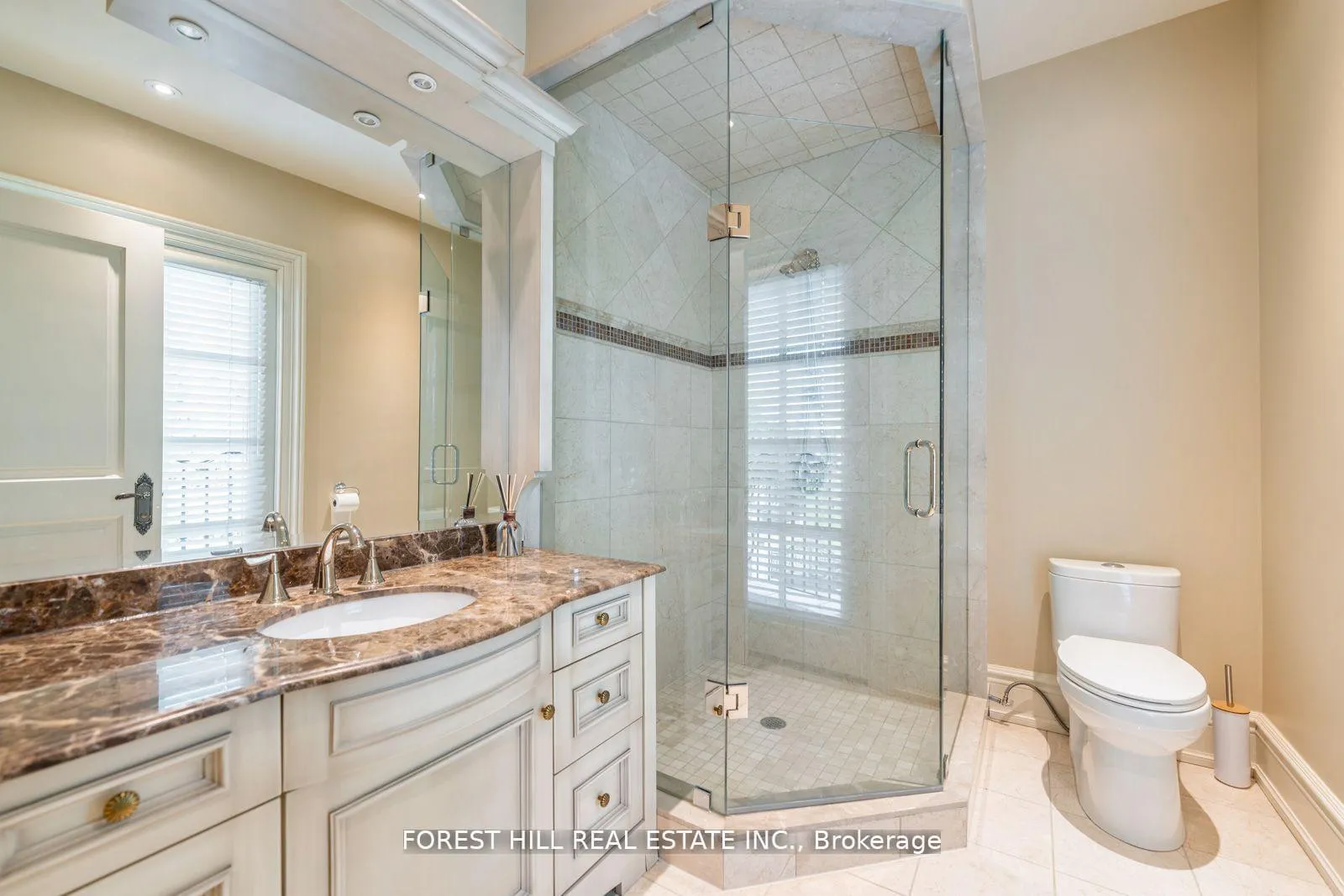 Photo 31 of 12 Thornbank Road, Vaughan, Uplands — HOMEH