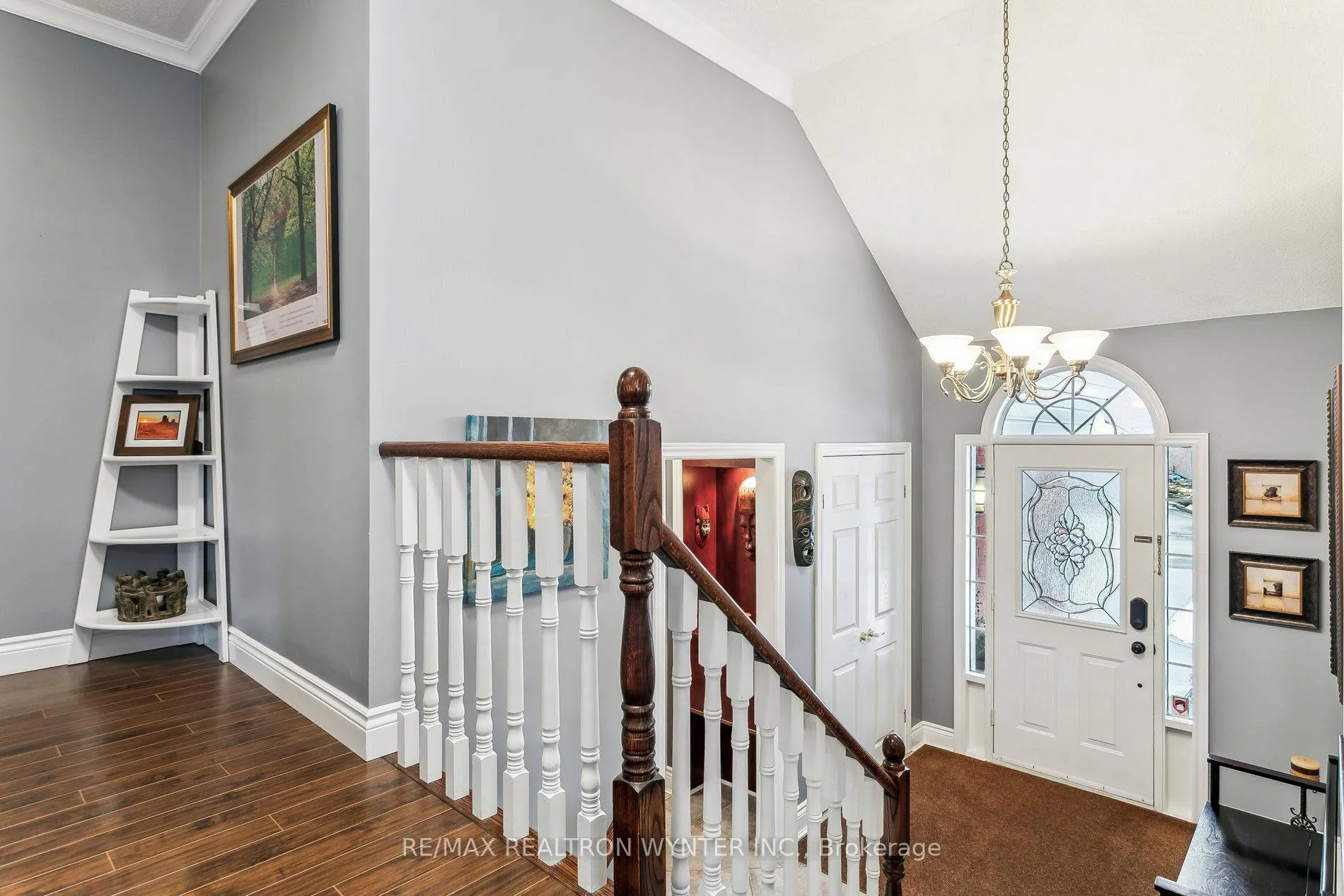 Photo 5 of 12 Valleybrae Court, Caledon, Rural Caledon — HOMEH