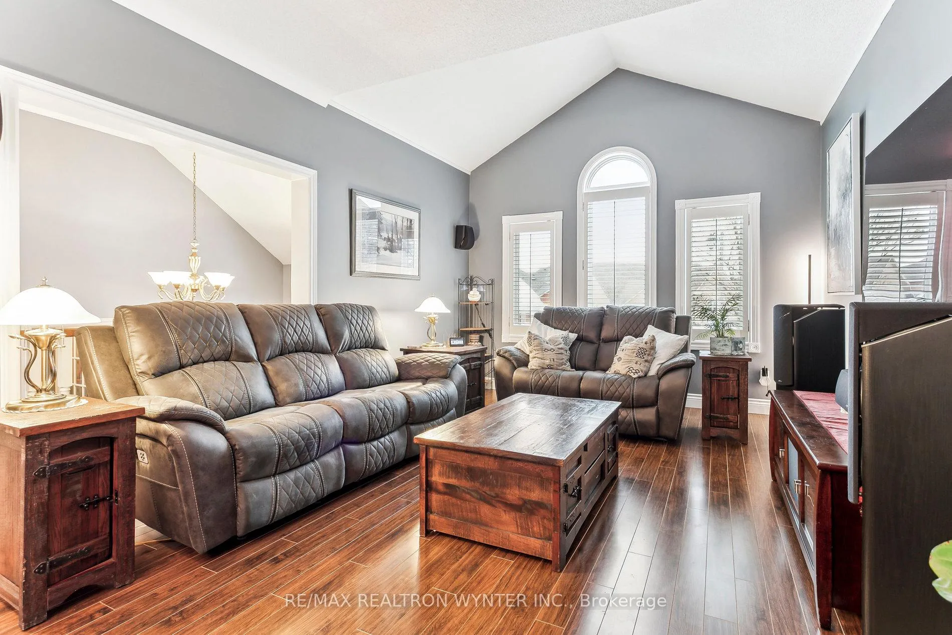 Photo 8 of 12 Valleybrae Court, Caledon, Rural Caledon — HOMEH