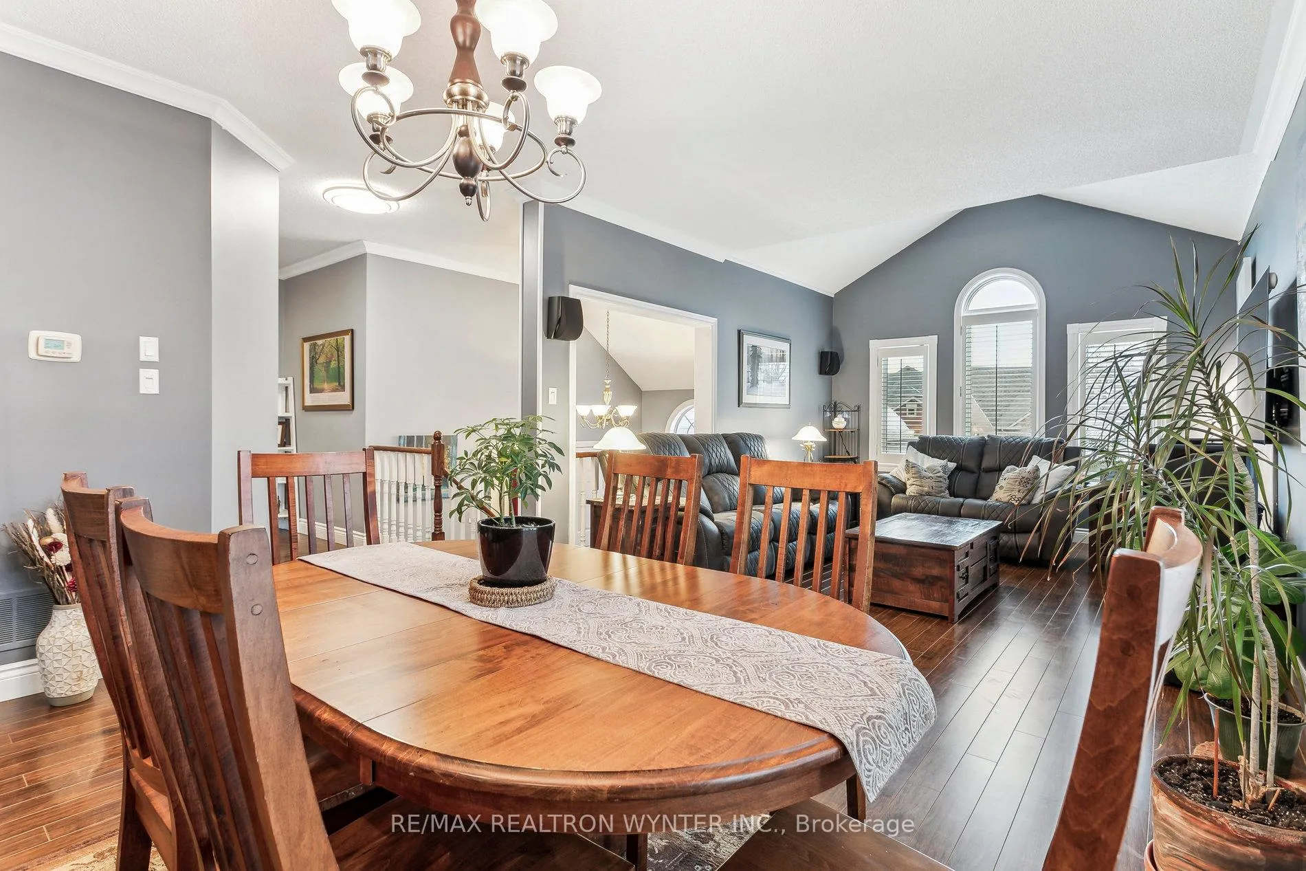 Photo 13 of 12 Valleybrae Court, Caledon, Rural Caledon — HOMEH