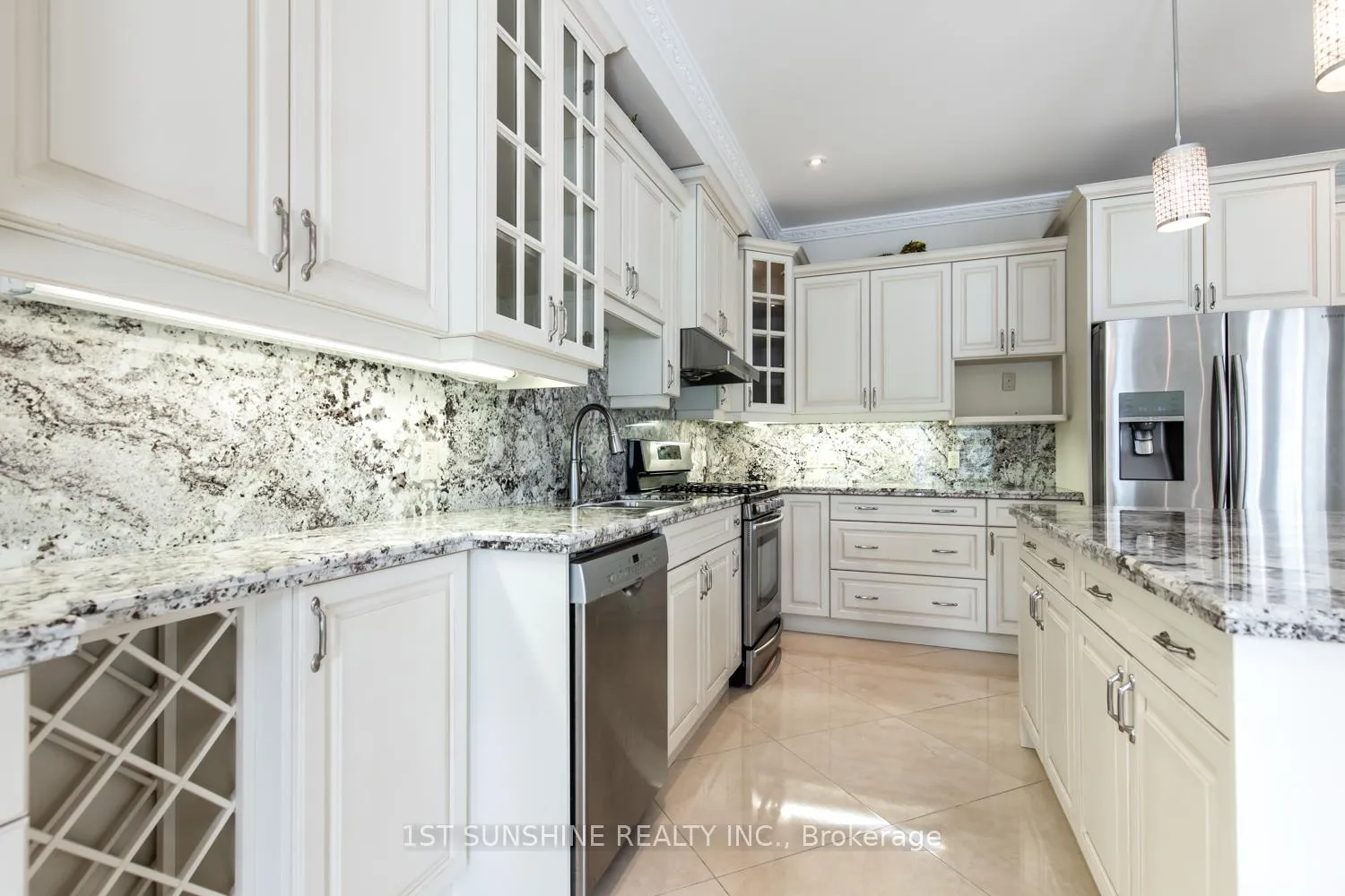 Photo 9 of 180 Chambers Drive, Hamilton, Meadowlands — HOMEH