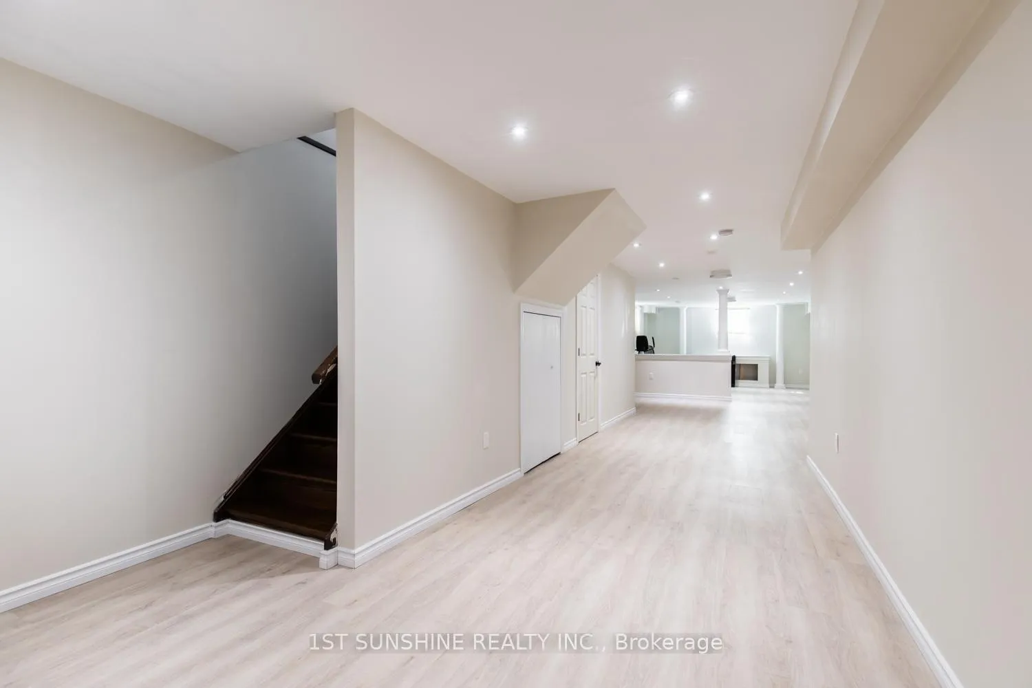 Photo 23 of 180 Chambers Drive, Hamilton, Meadowlands — HOMEH