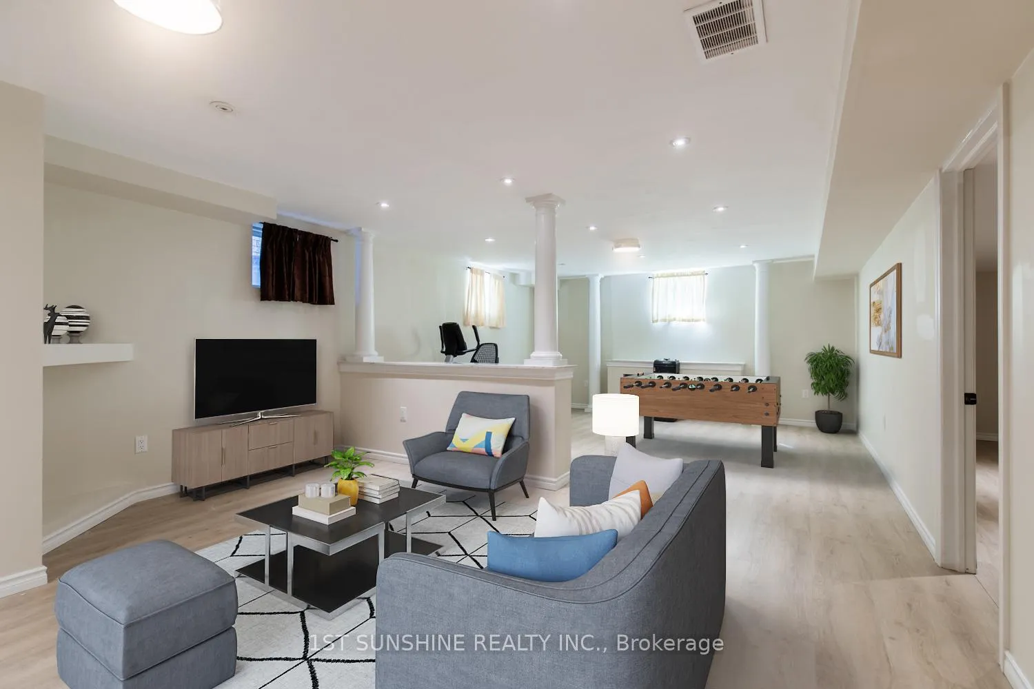 Photo 24 of 180 Chambers Drive, Hamilton, Meadowlands — HOMEH