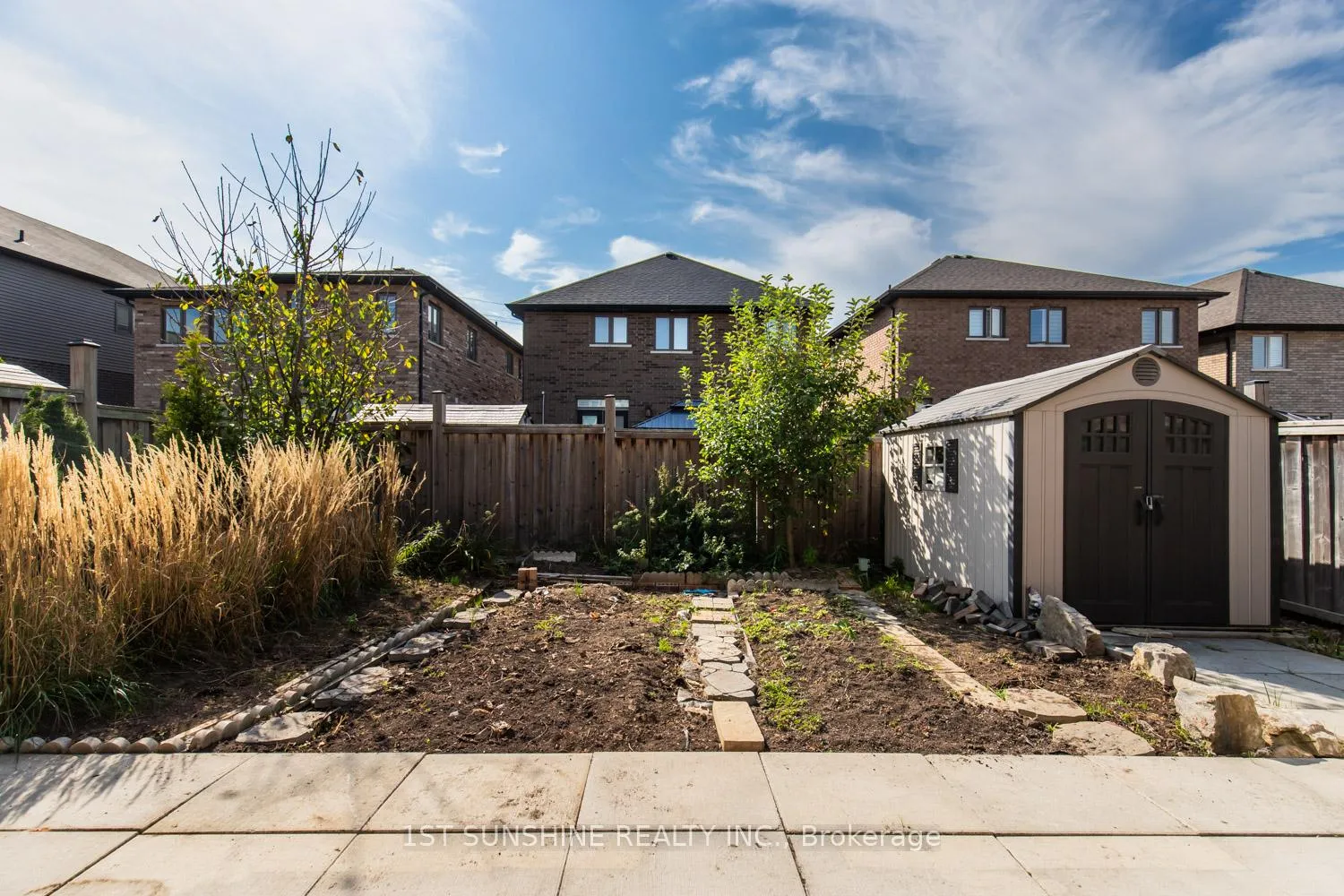 Photo 32 of 180 Chambers Drive, Hamilton, Meadowlands — HOMEH